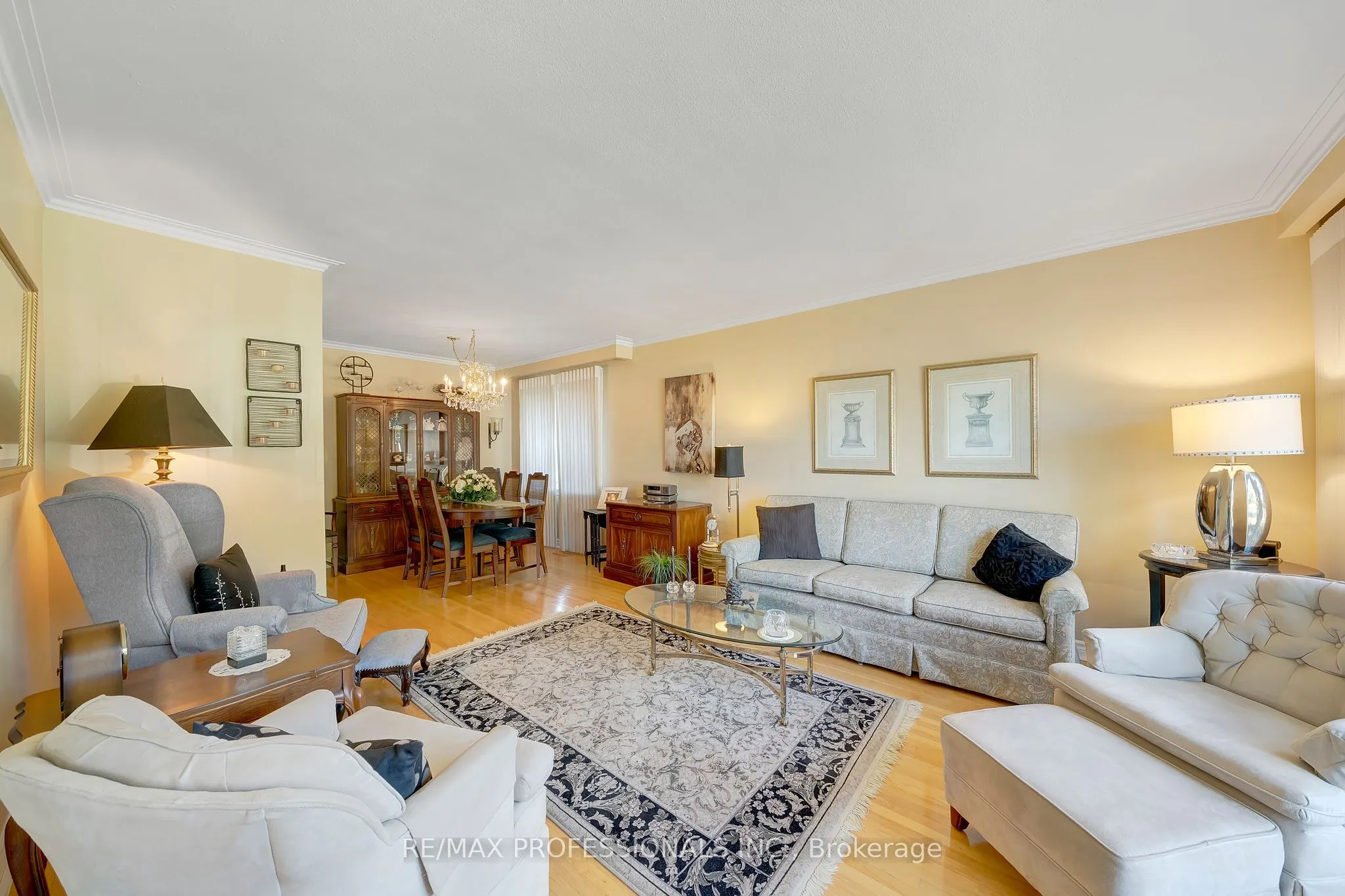 216 Wellesworth Drive