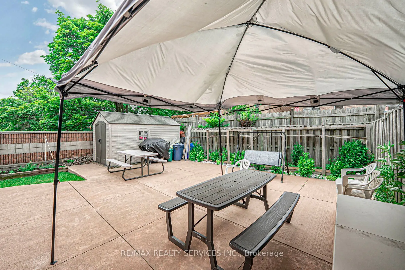 10 Shirley Place, #10