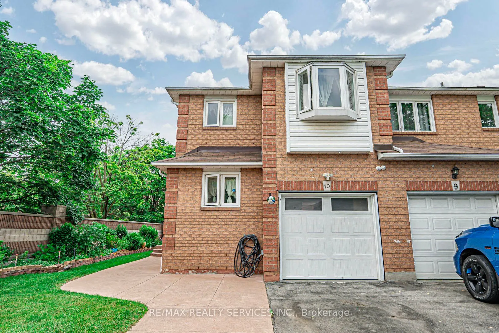 10 Shirley Place, #10