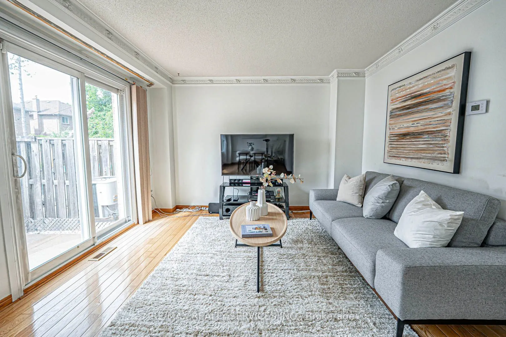 10 Shirley Place, #10