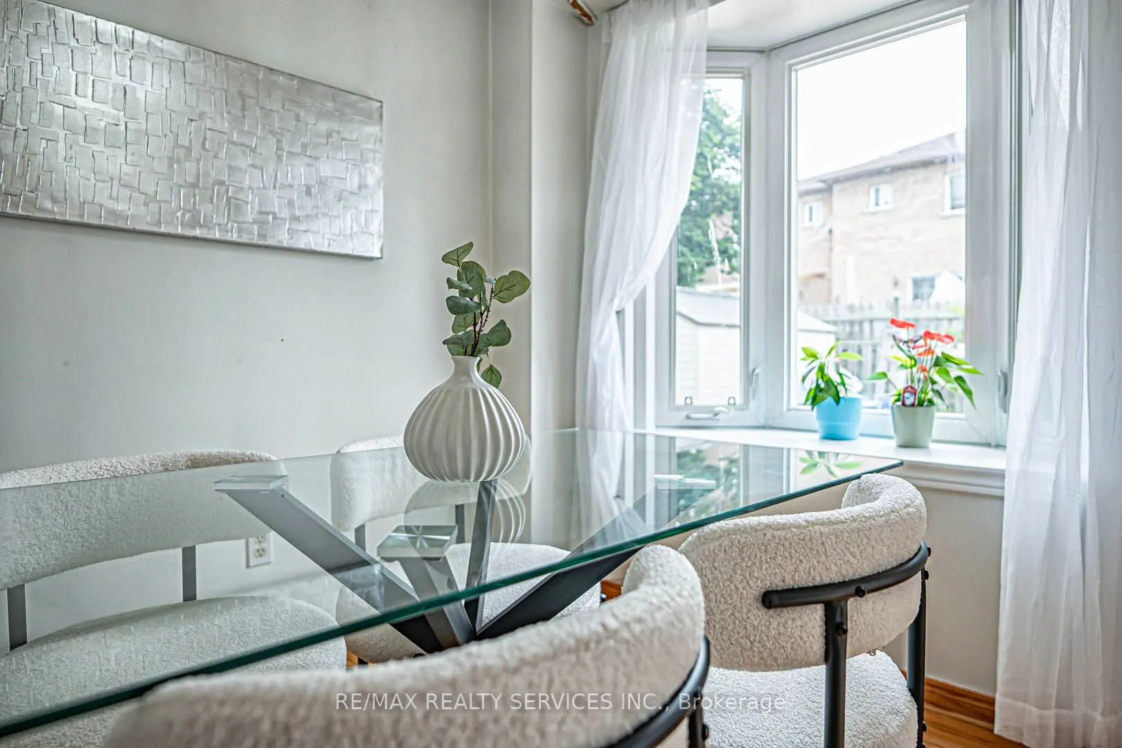 10 Shirley Place, #10