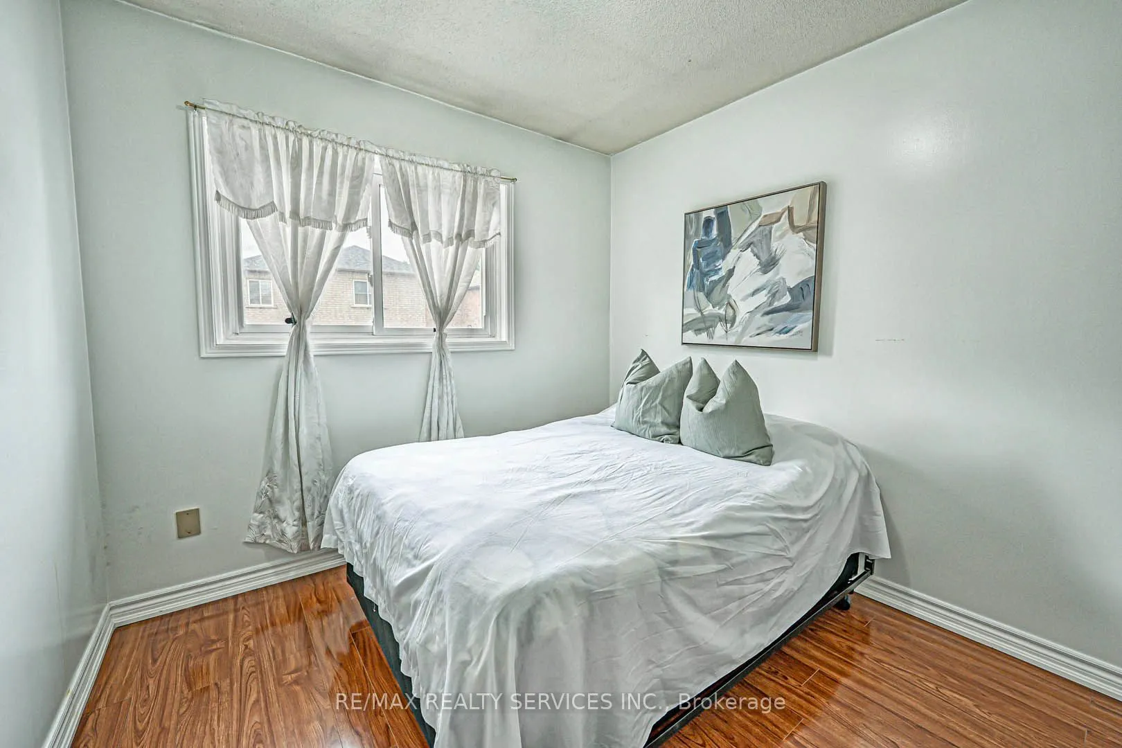 10 Shirley Place, #10