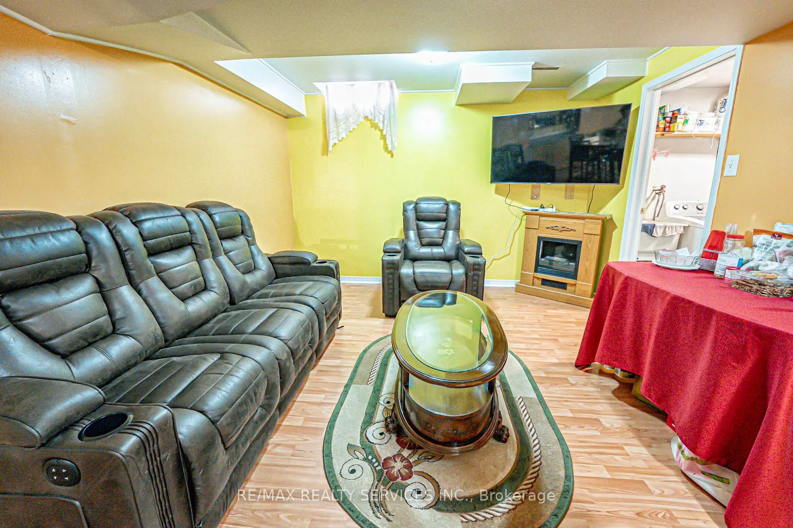 10 Shirley Place, #10