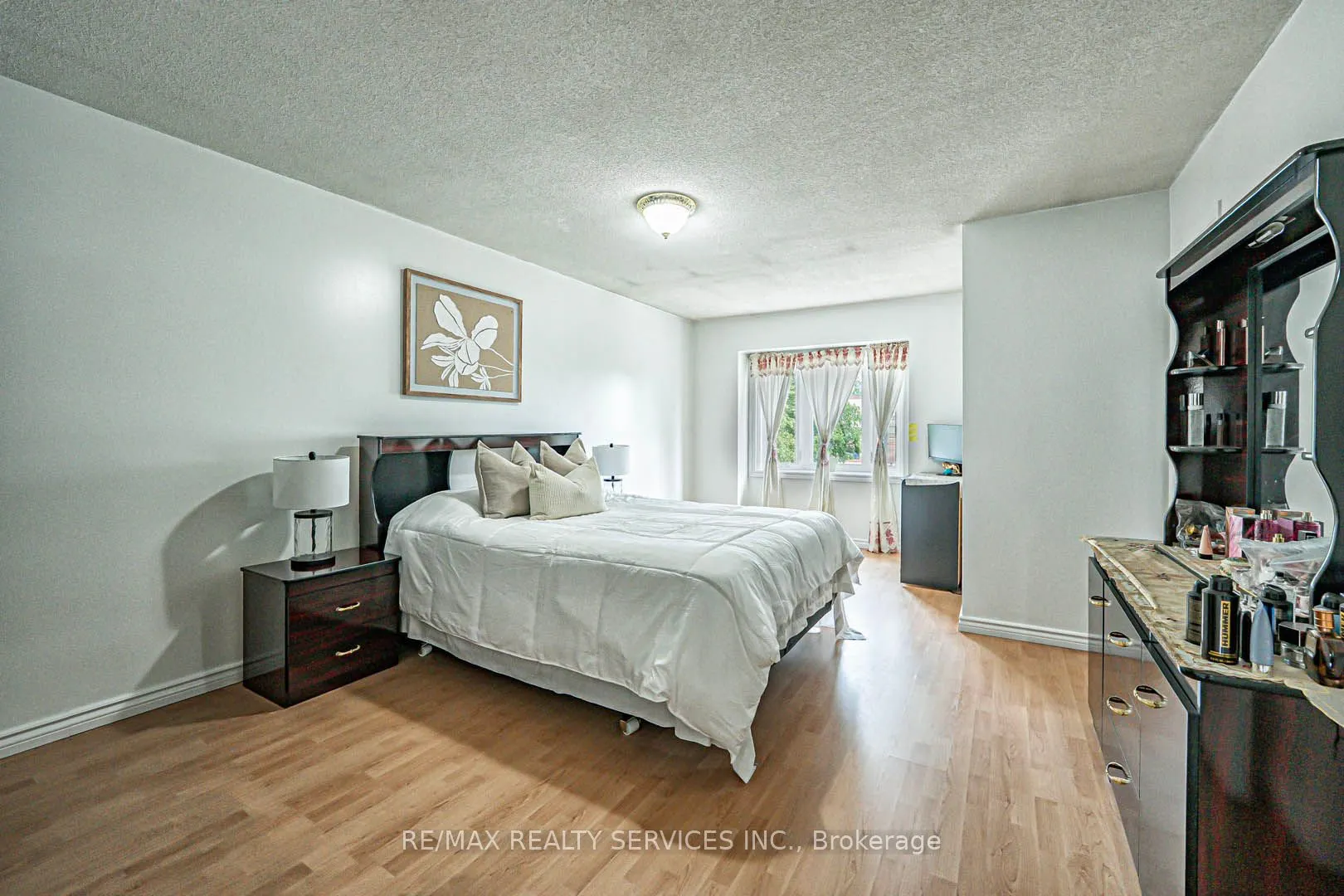 10 Shirley Place, #10