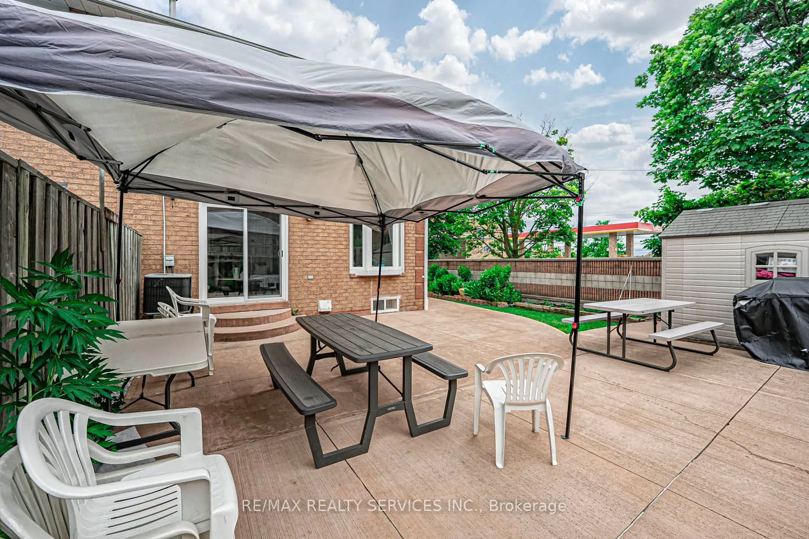 10 Shirley Place, #10
