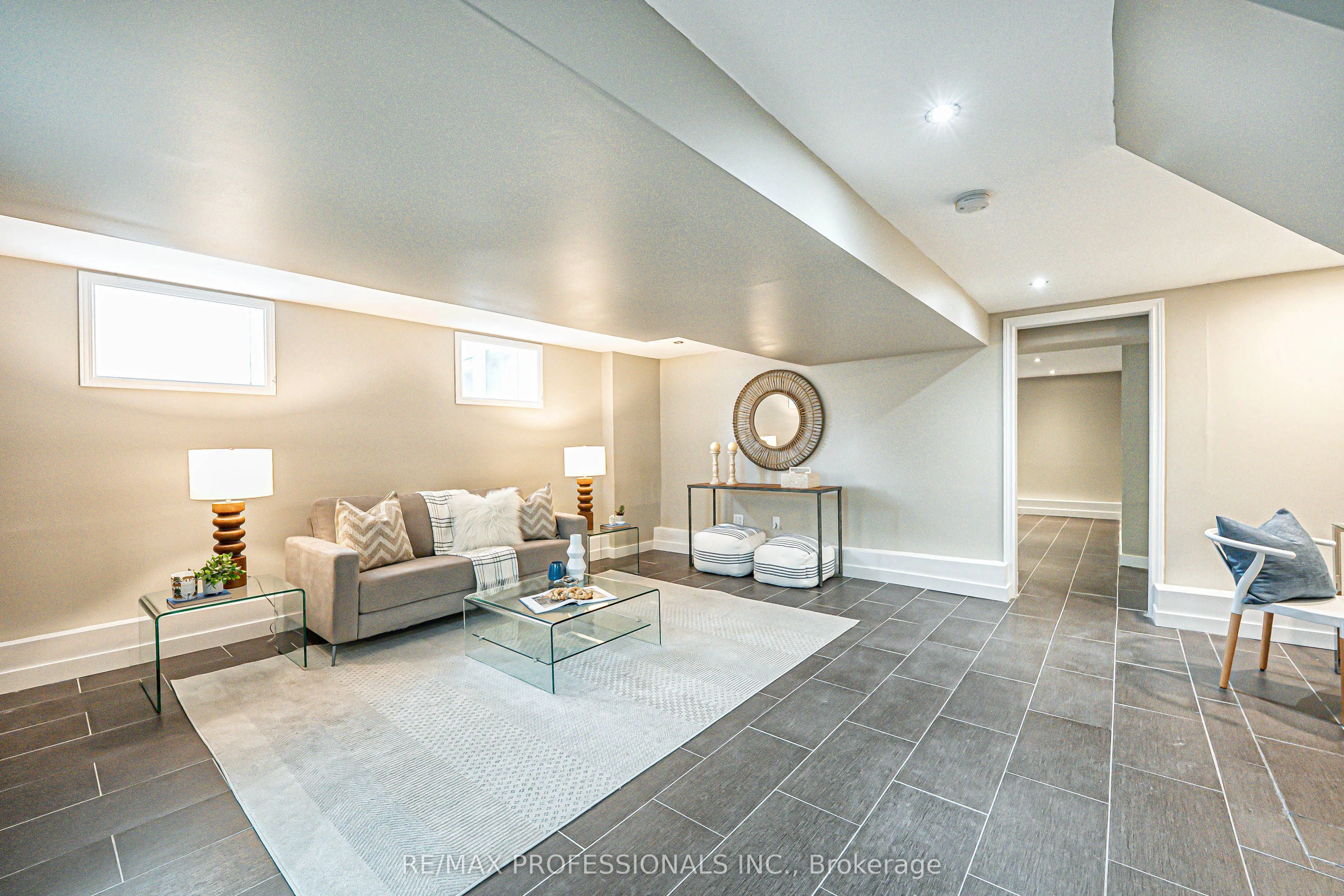 116 Lake Shore Drive
