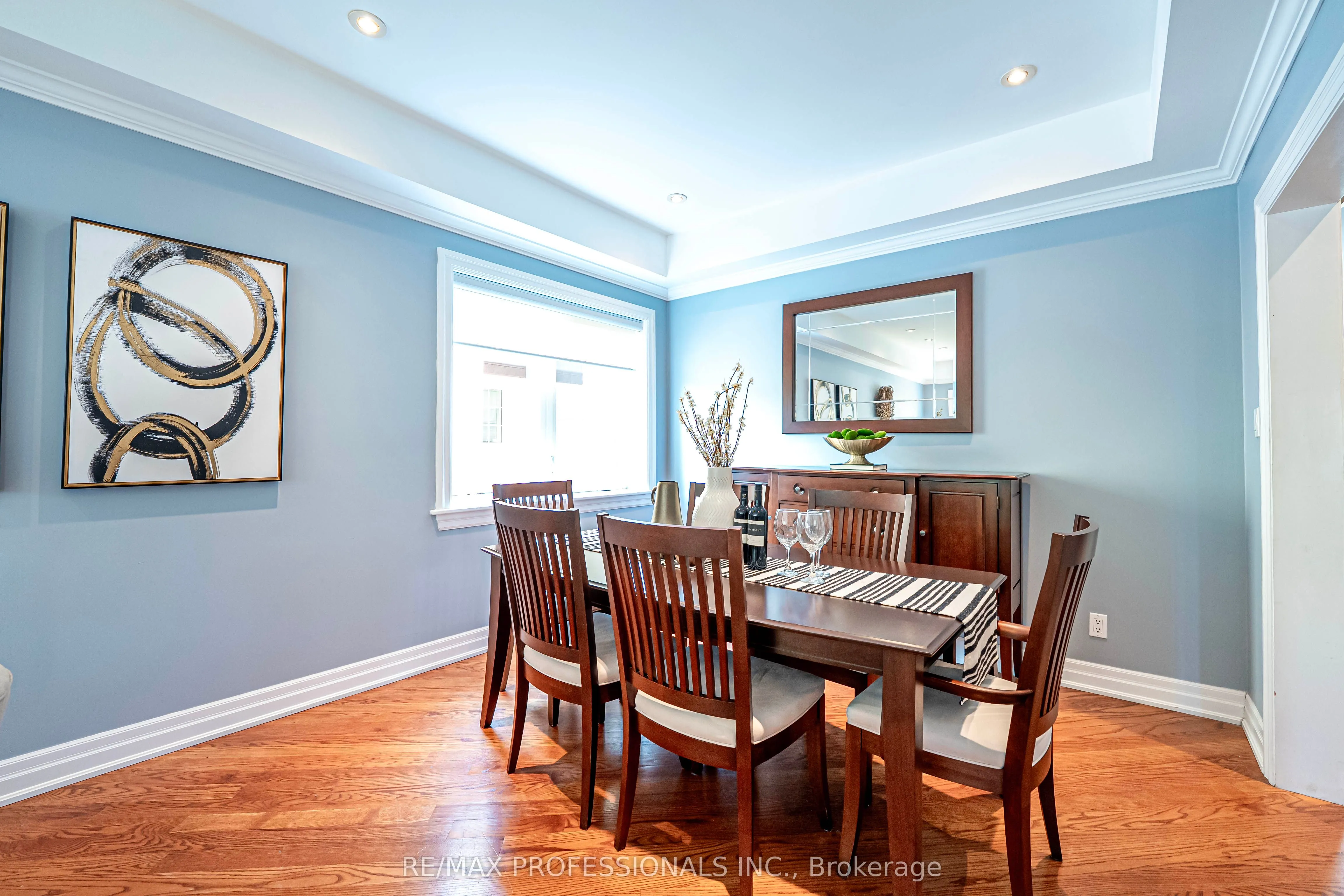 116 Lake Shore Drive