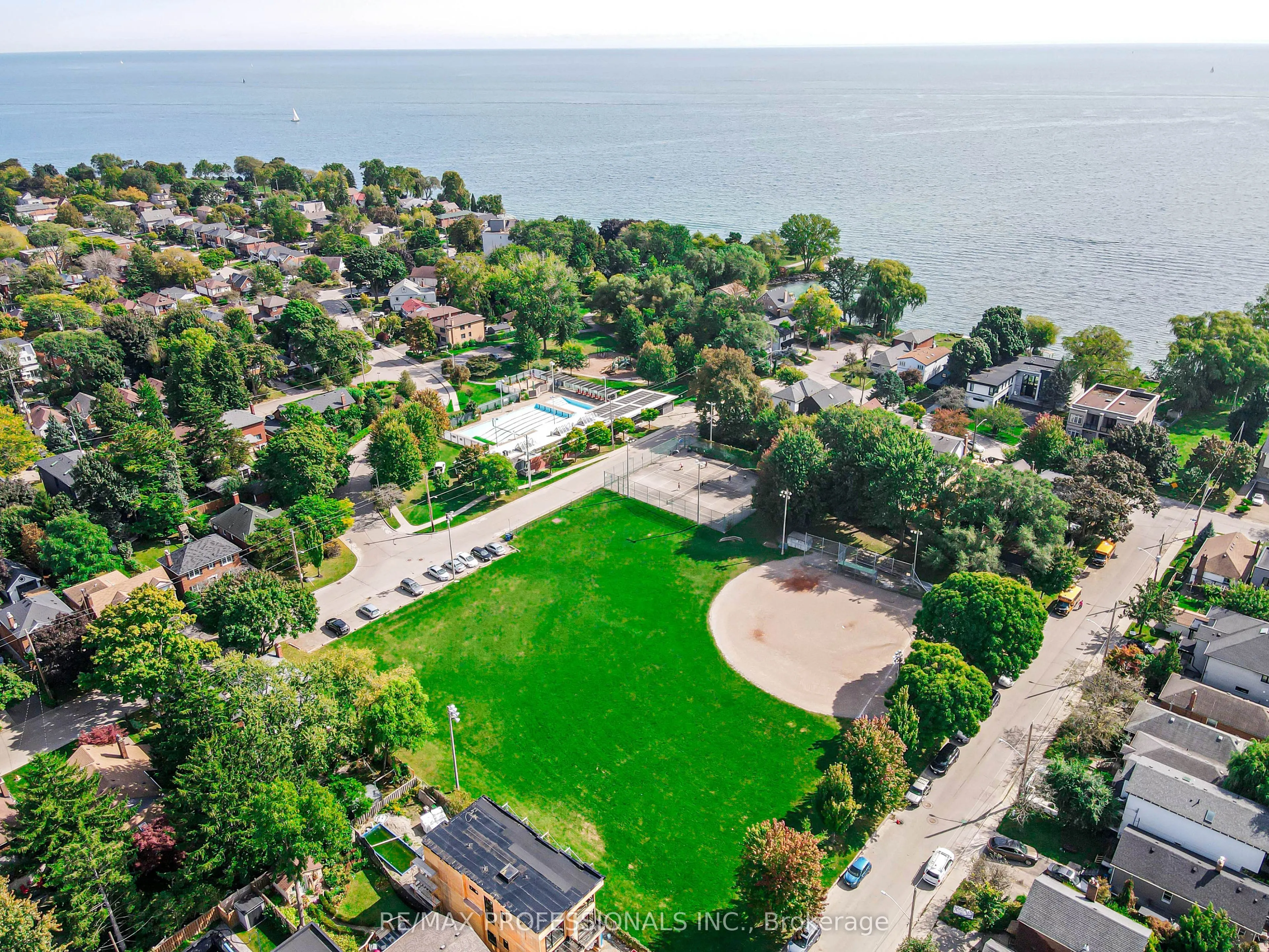 116 Lake Shore Drive