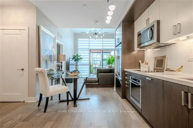 1575 Lakeshore Road W, #432