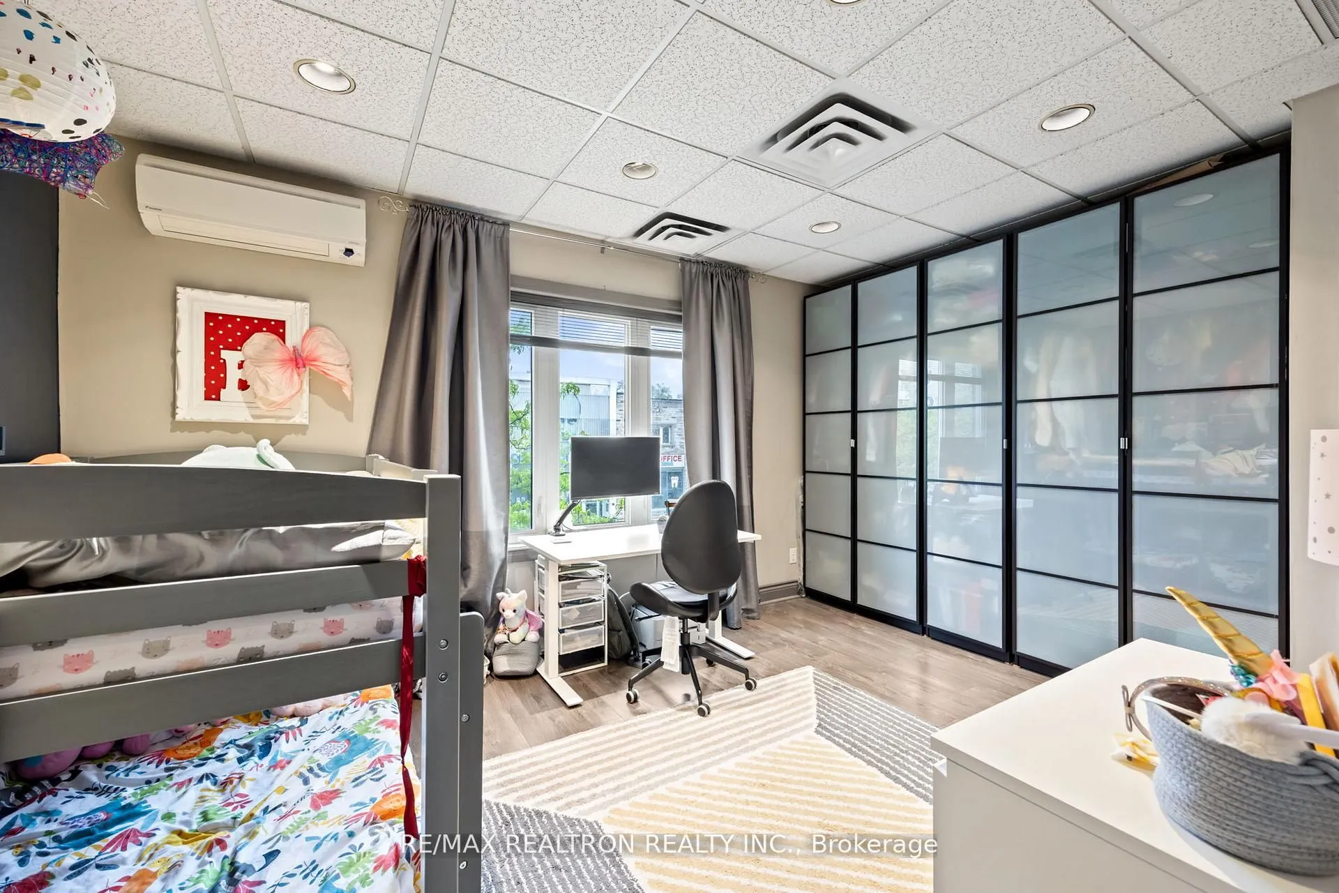 1611 Bloor Street W