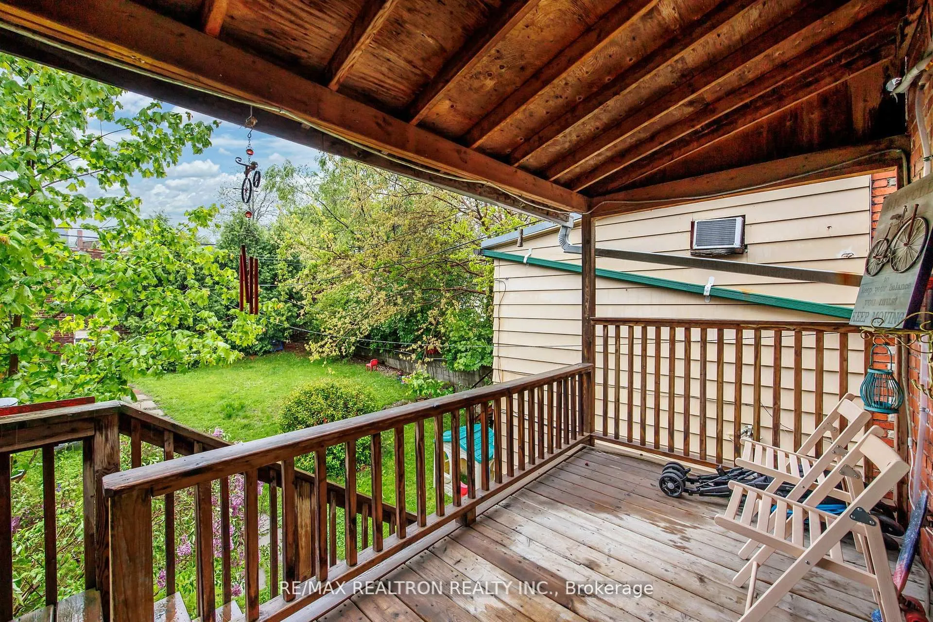 1611 Bloor Street W