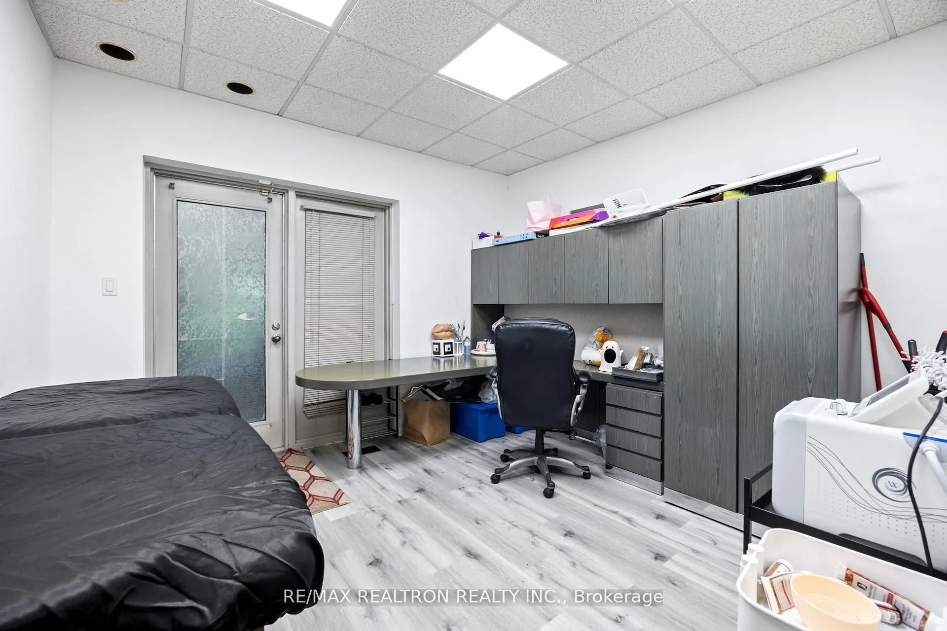 1611 Bloor Street W