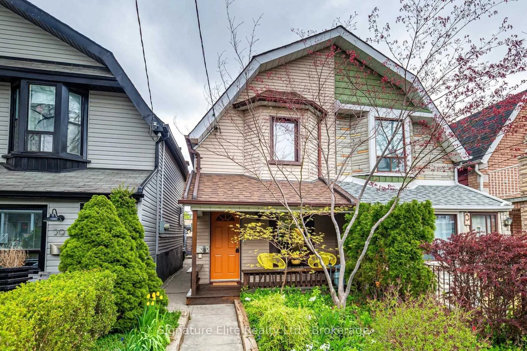 393 Westmoreland Avenue N, #Upper