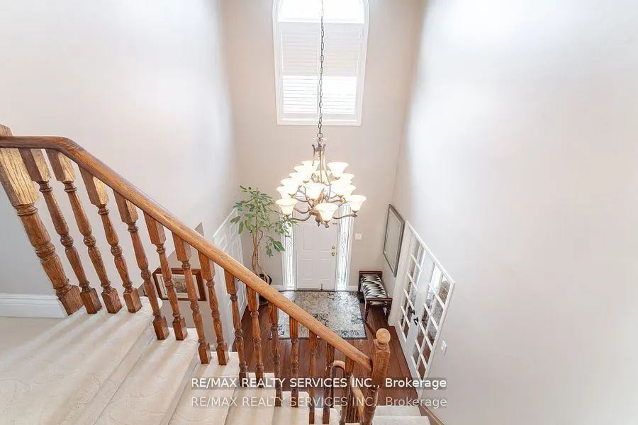 41 Christie Drive