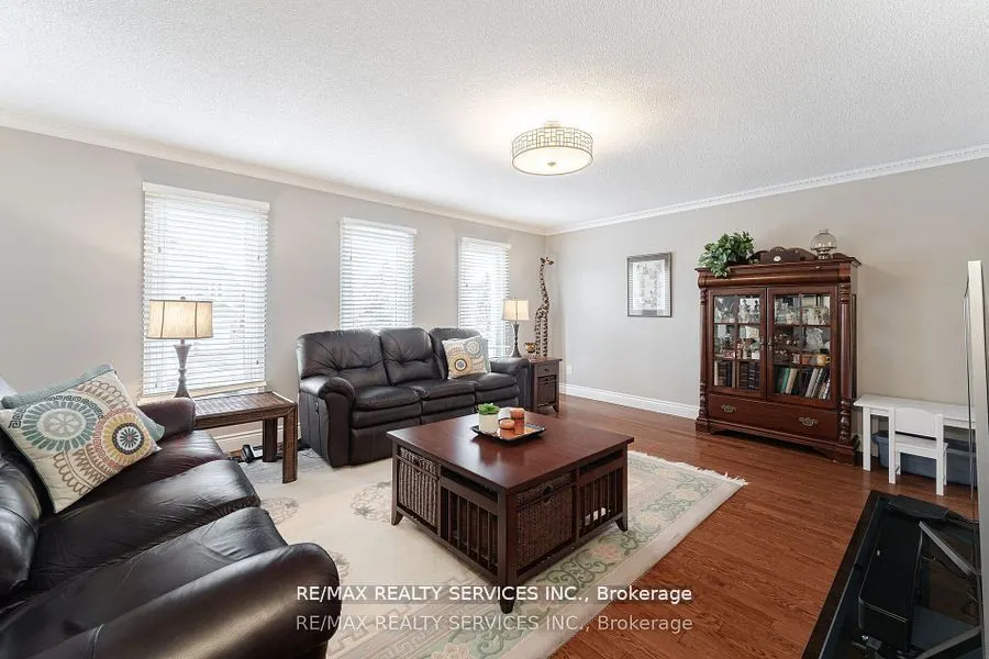 41 Christie Drive