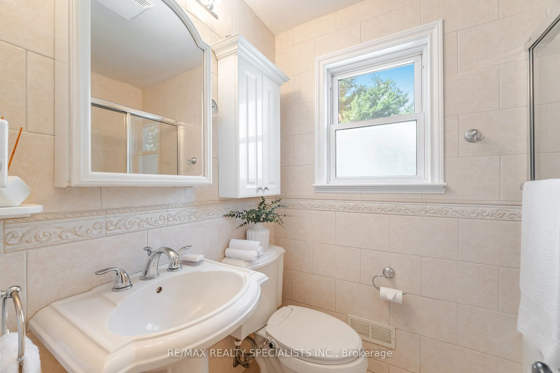 457 Selsey Drive