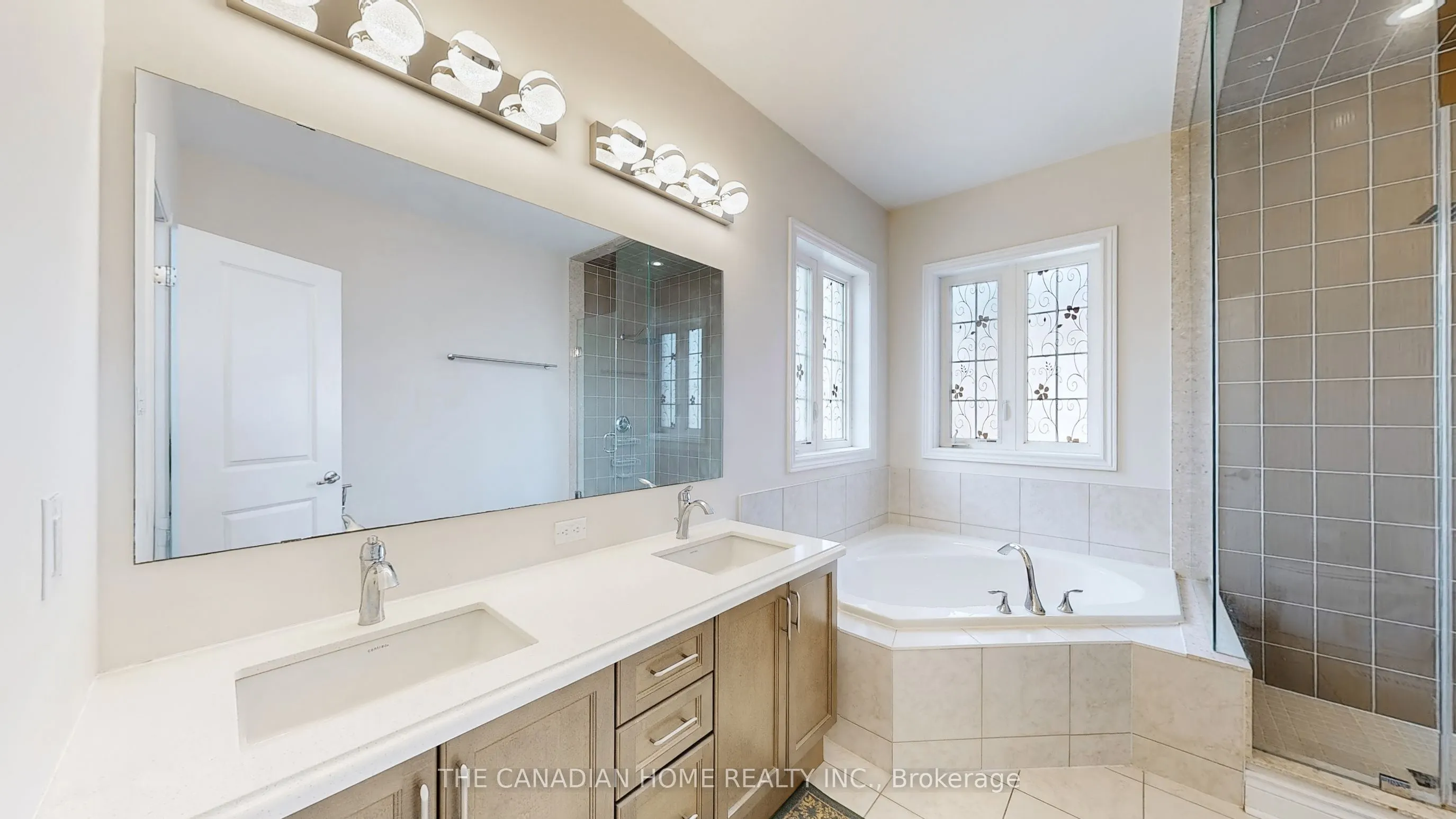 212 Niagara Trail