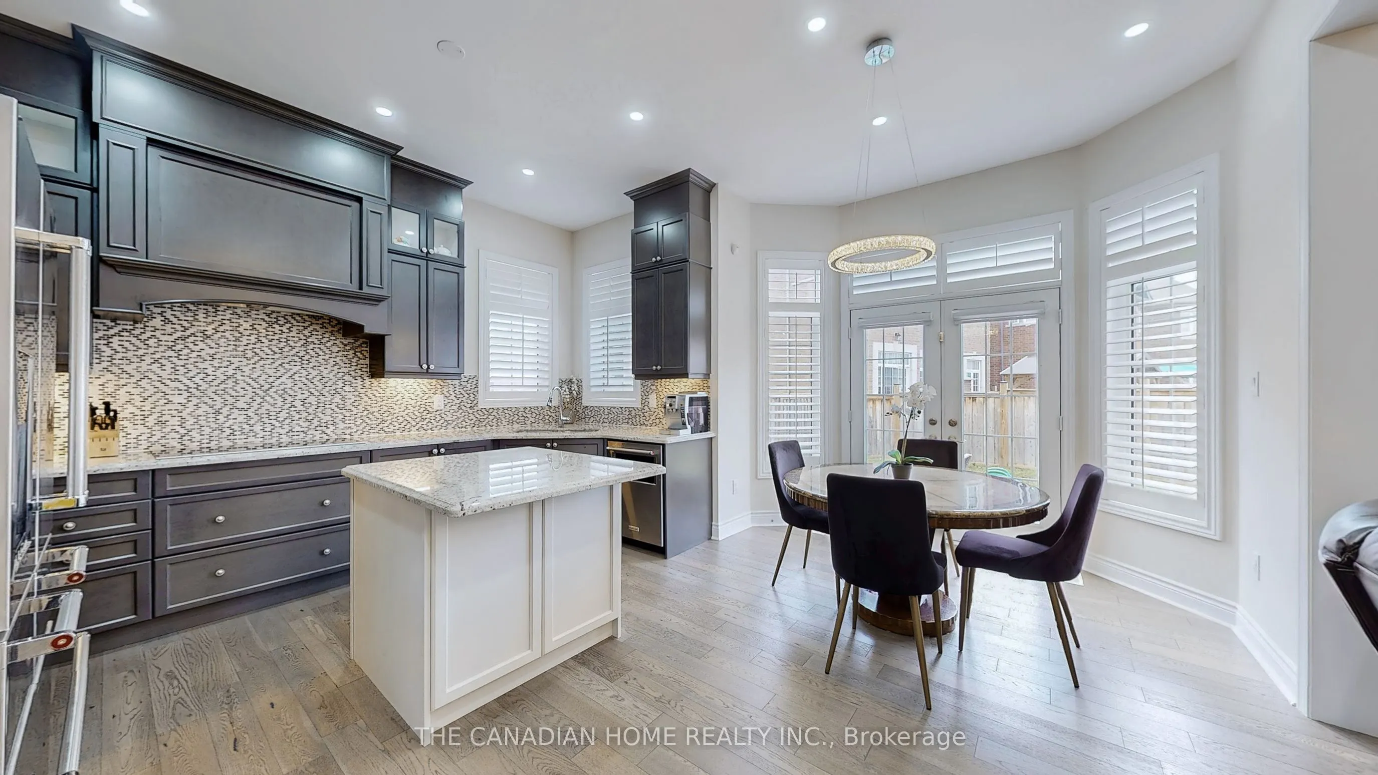 212 Niagara Trail