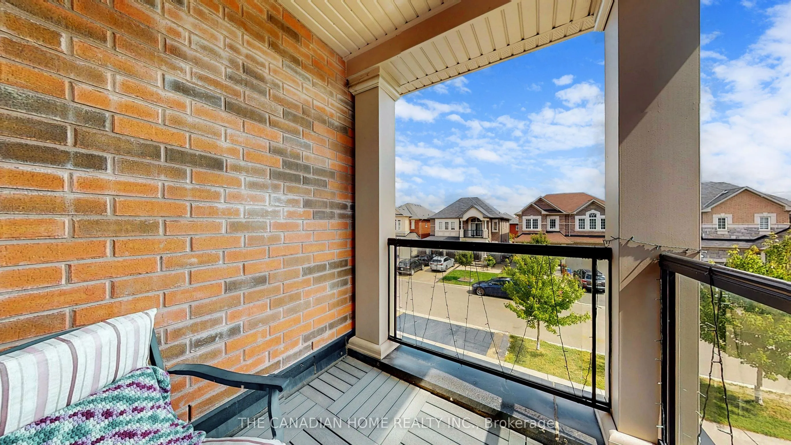 212 Niagara Trail