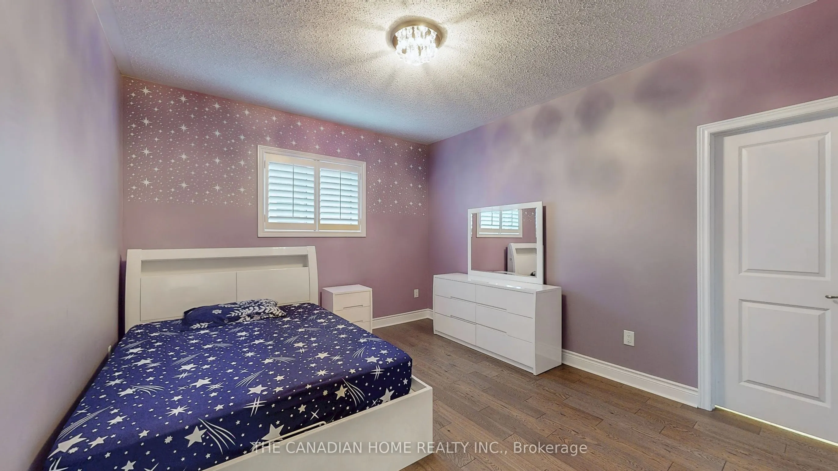 212 Niagara Trail