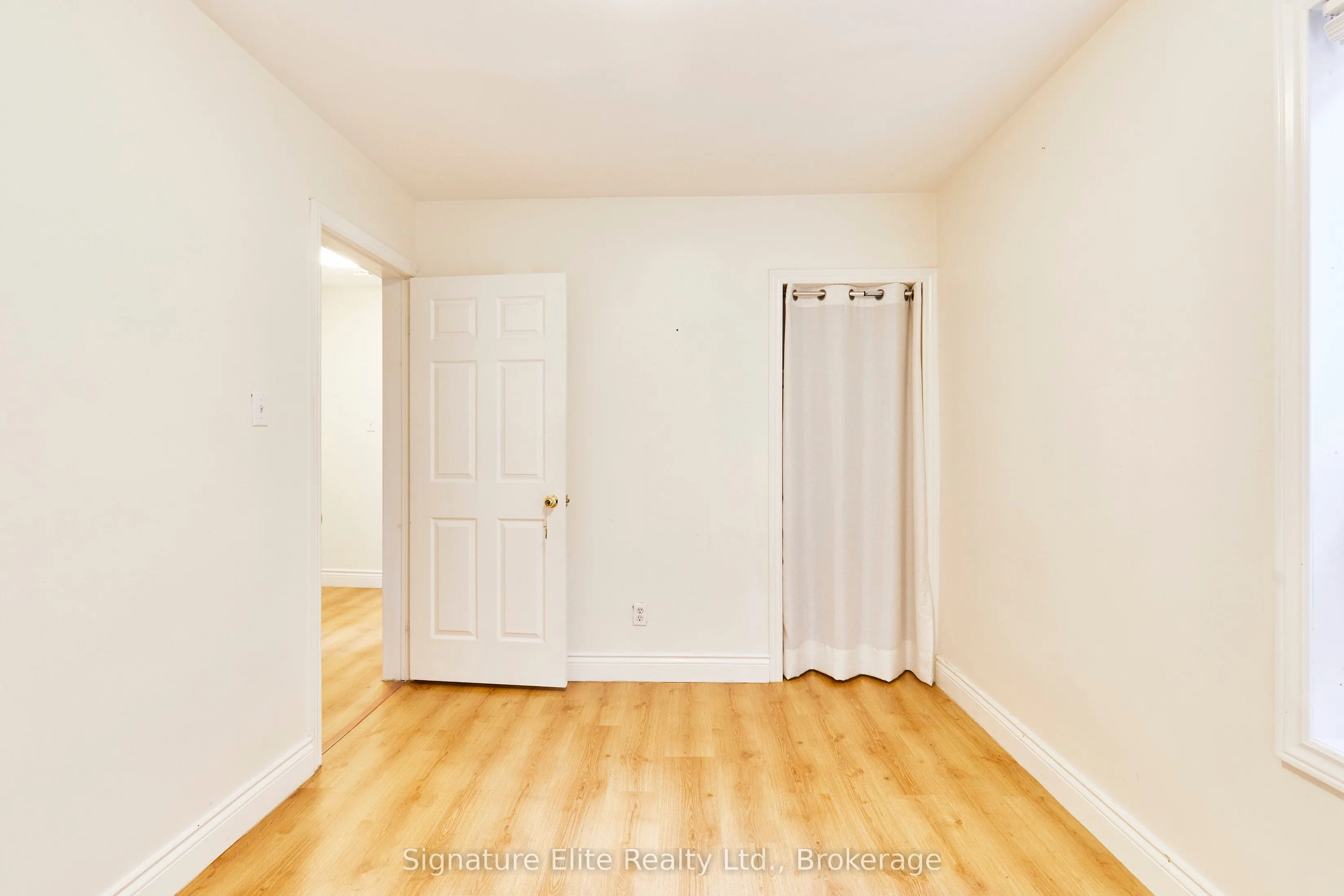1351 Lansdowne Avenue, #Upper