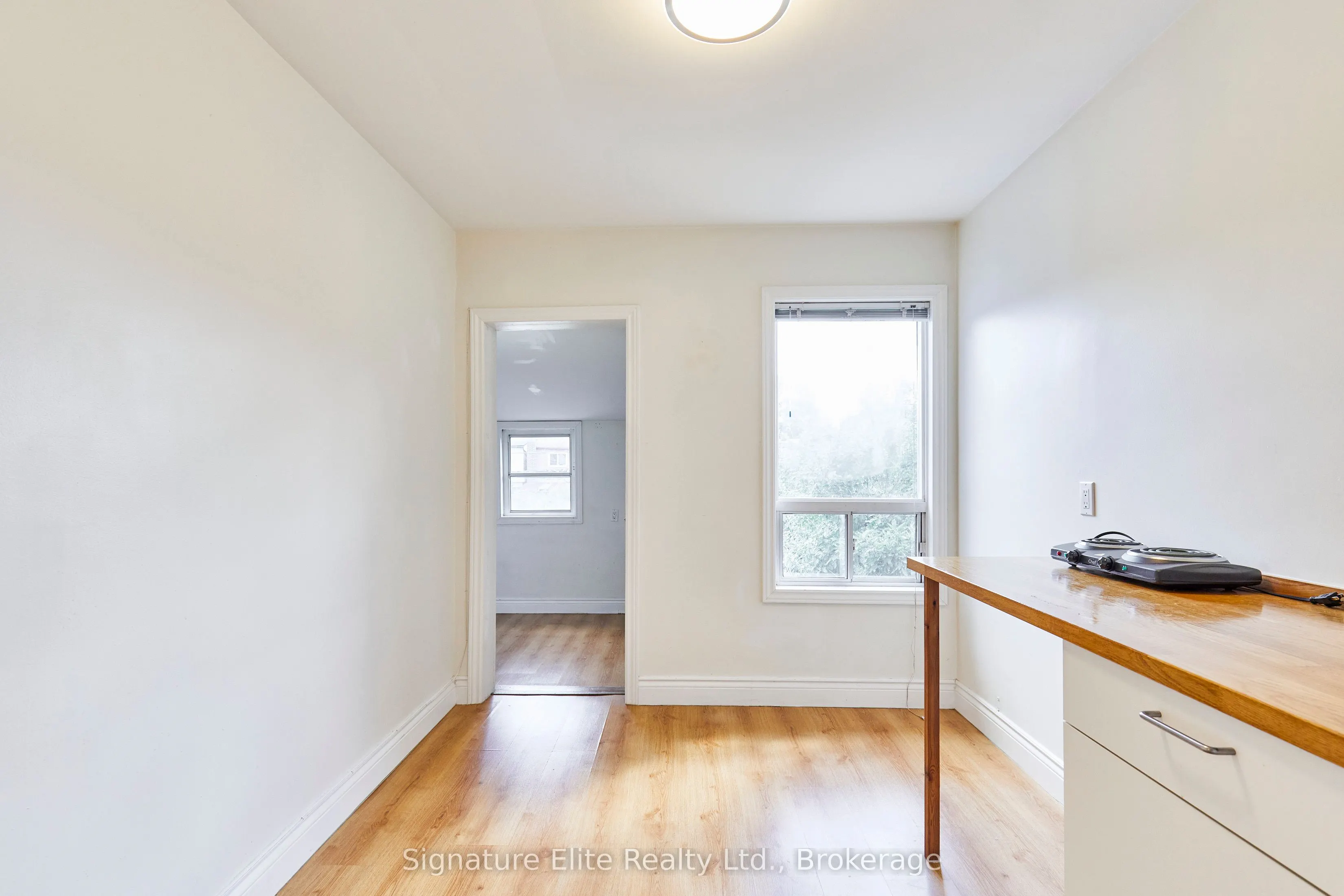 1351 Lansdowne Avenue, #Upper
