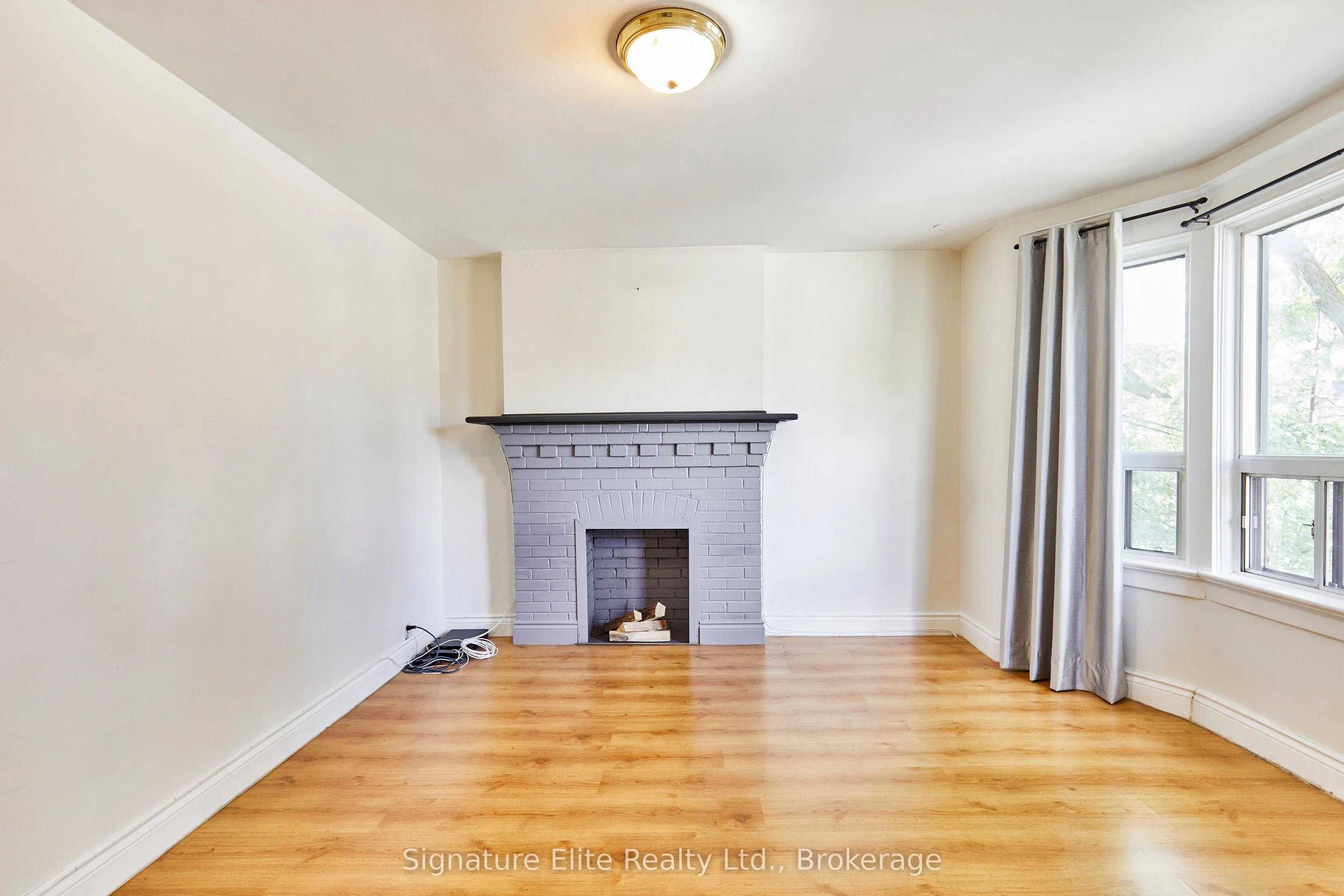 1351 Lansdowne Avenue, #Upper