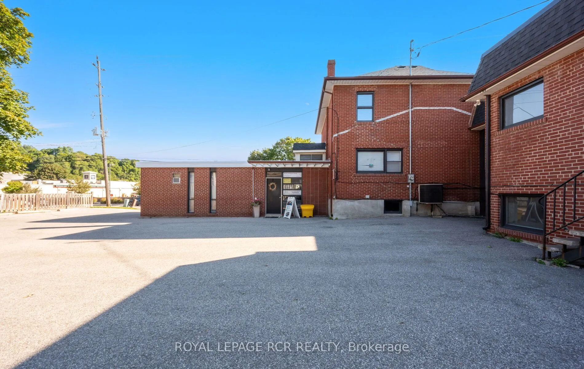 33 King Street W, #West Side Upper