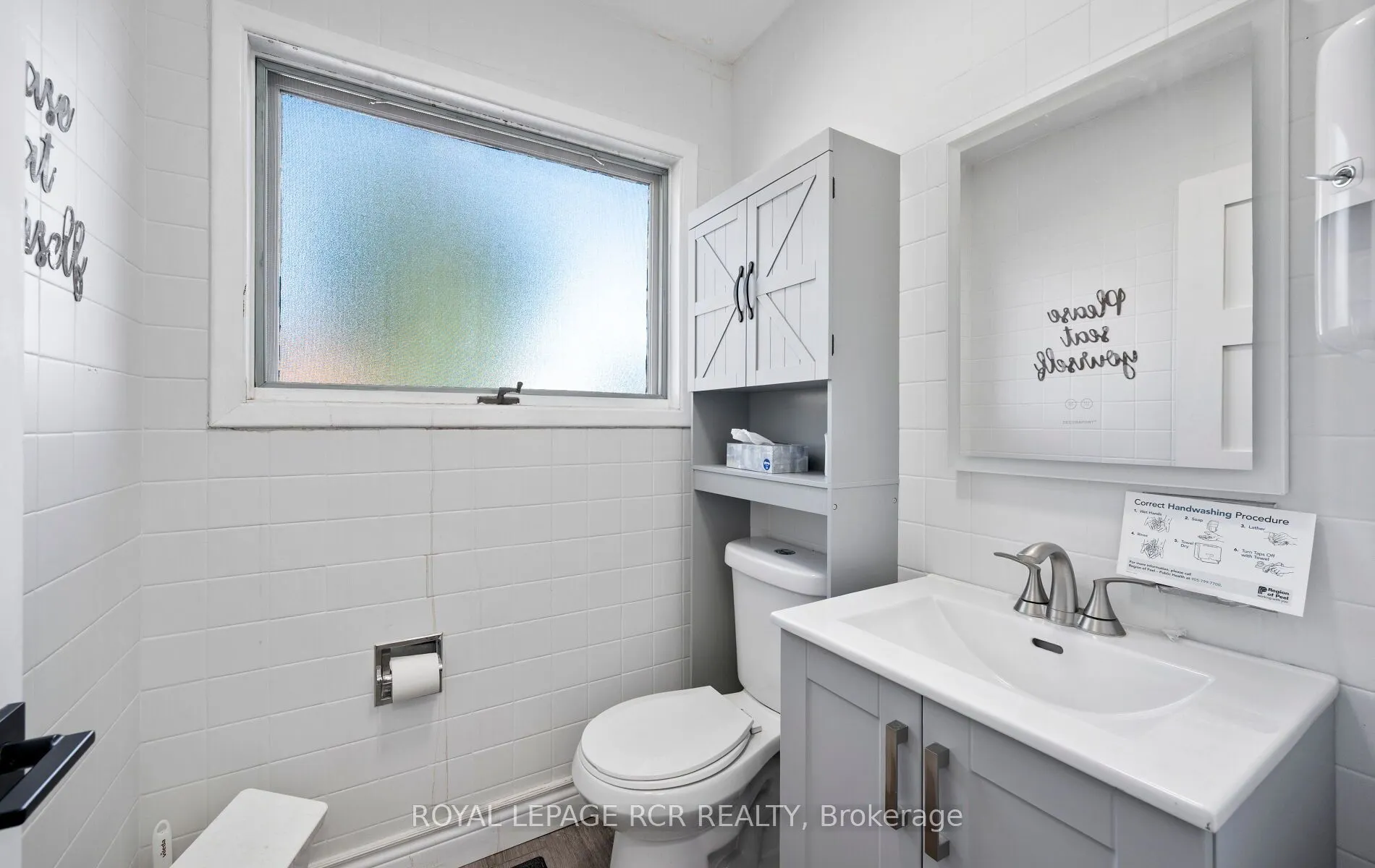 33 King Street W, #West Side Upper