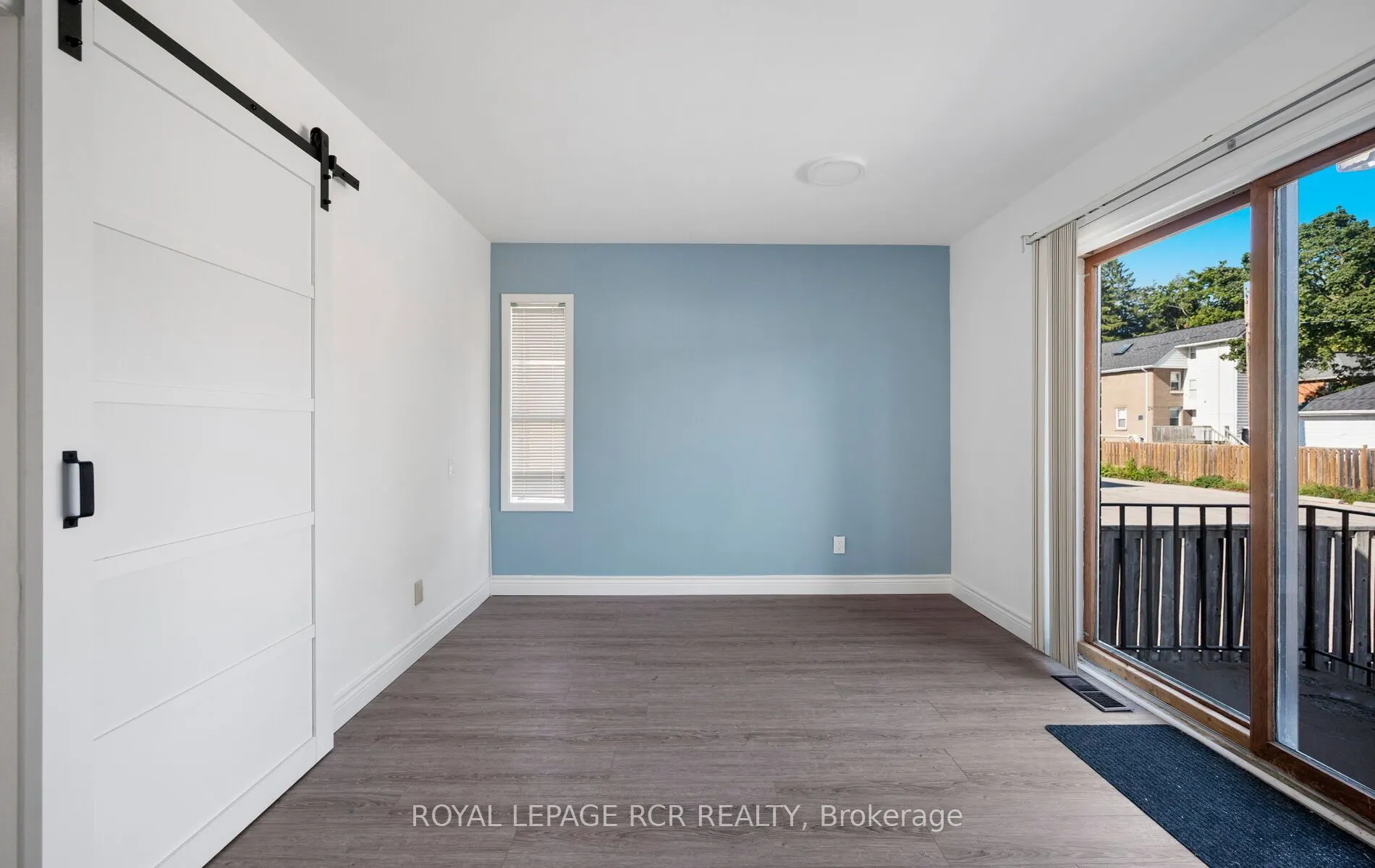33 King Street W, #West Side Upper