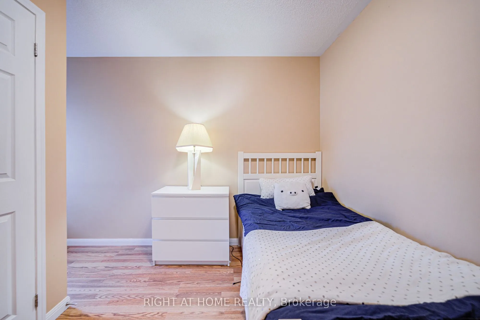 6020 Derry Road, #31