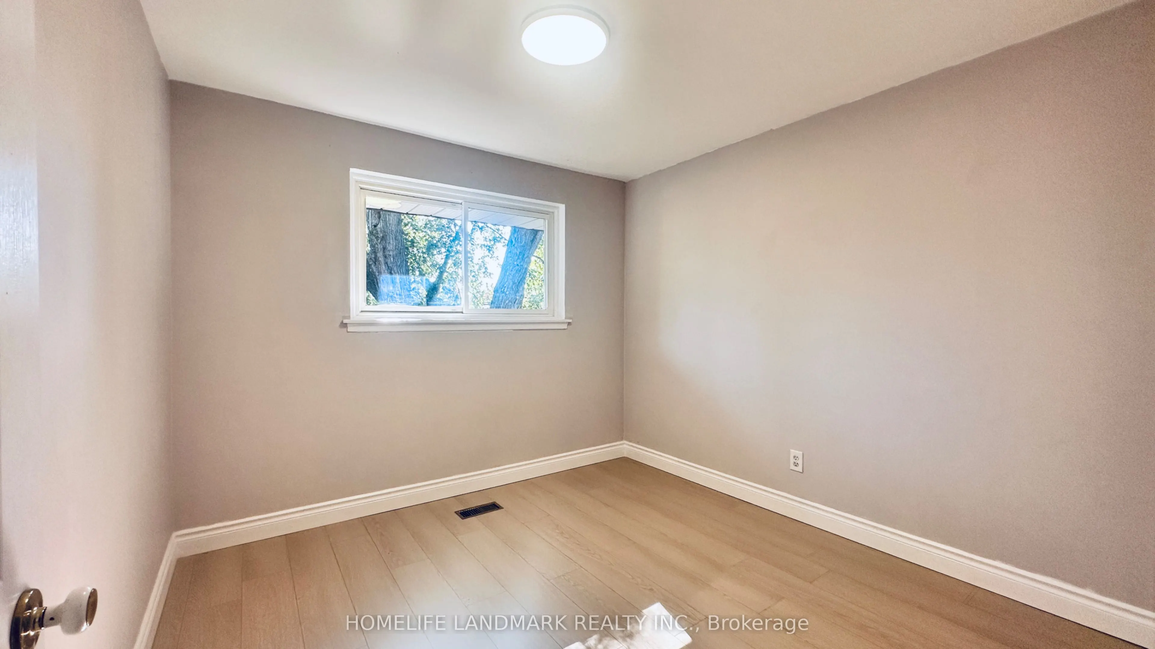3463 Orion Crescent