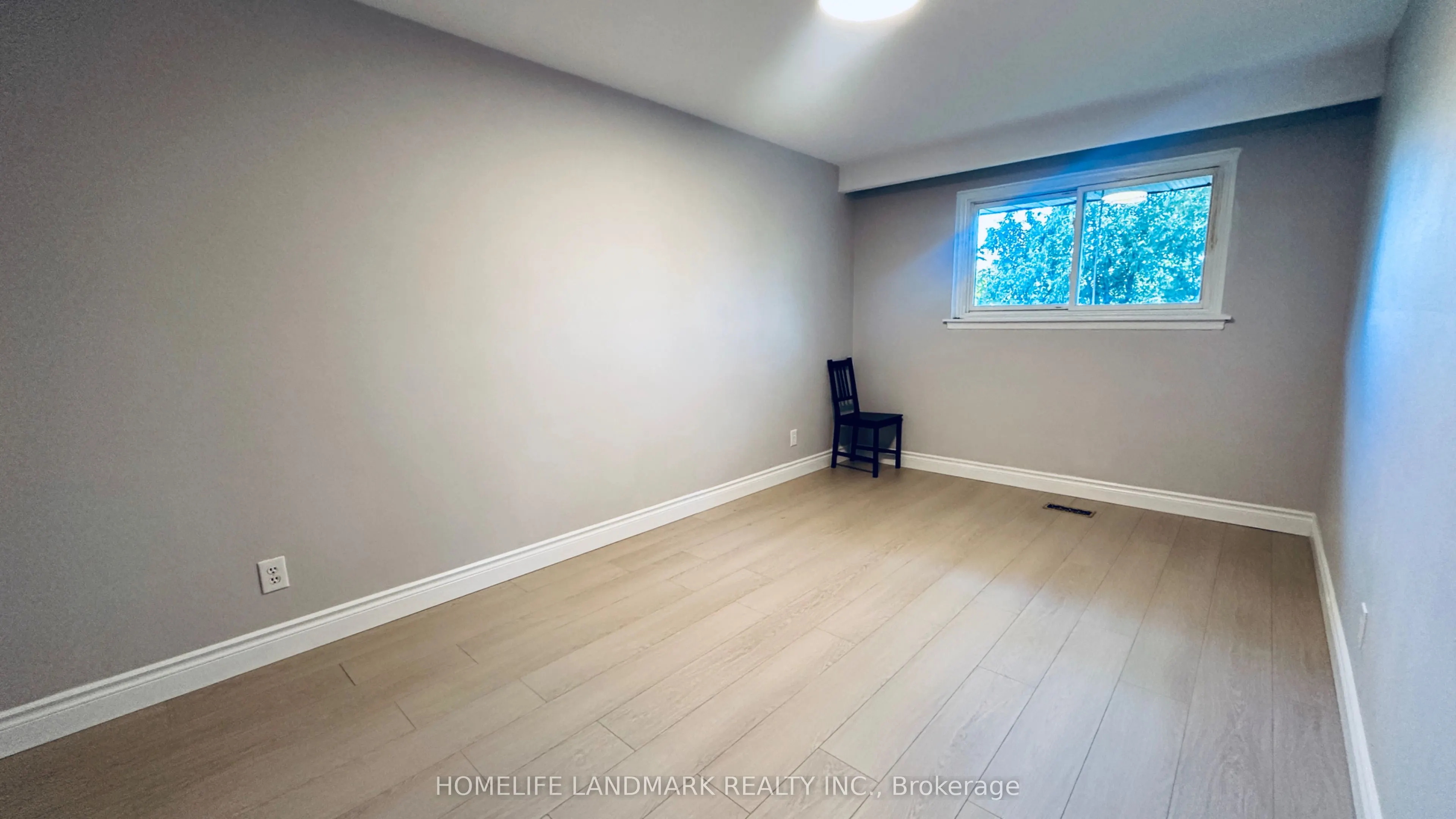 3463 Orion Crescent