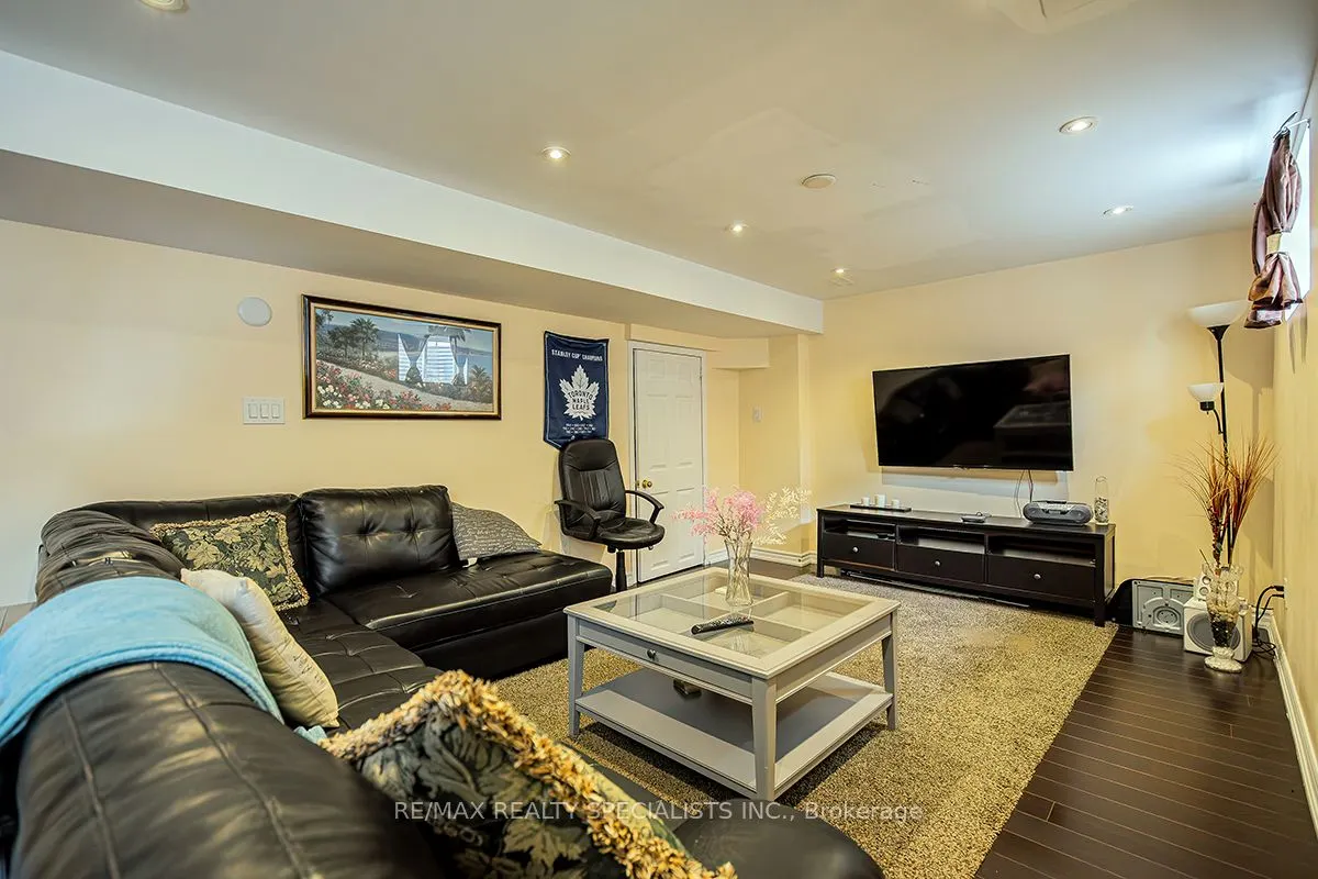 19 Rushbrook Drive