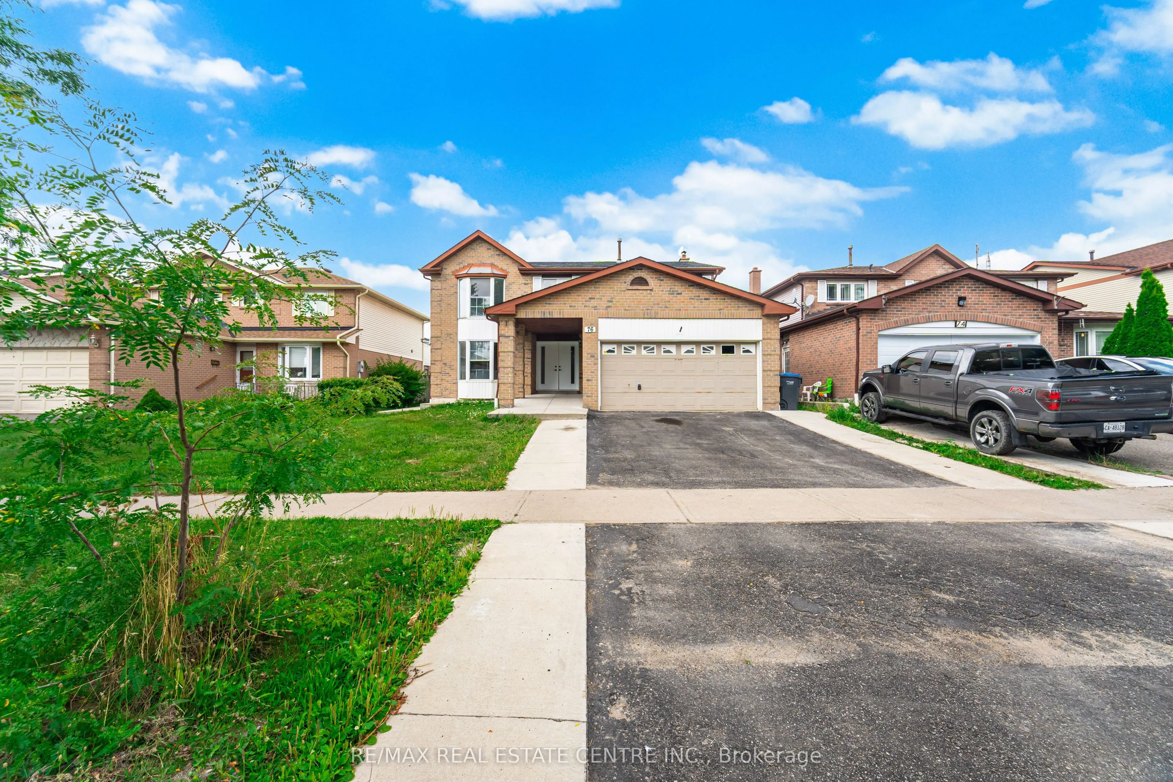 76 Moffatt Avenue