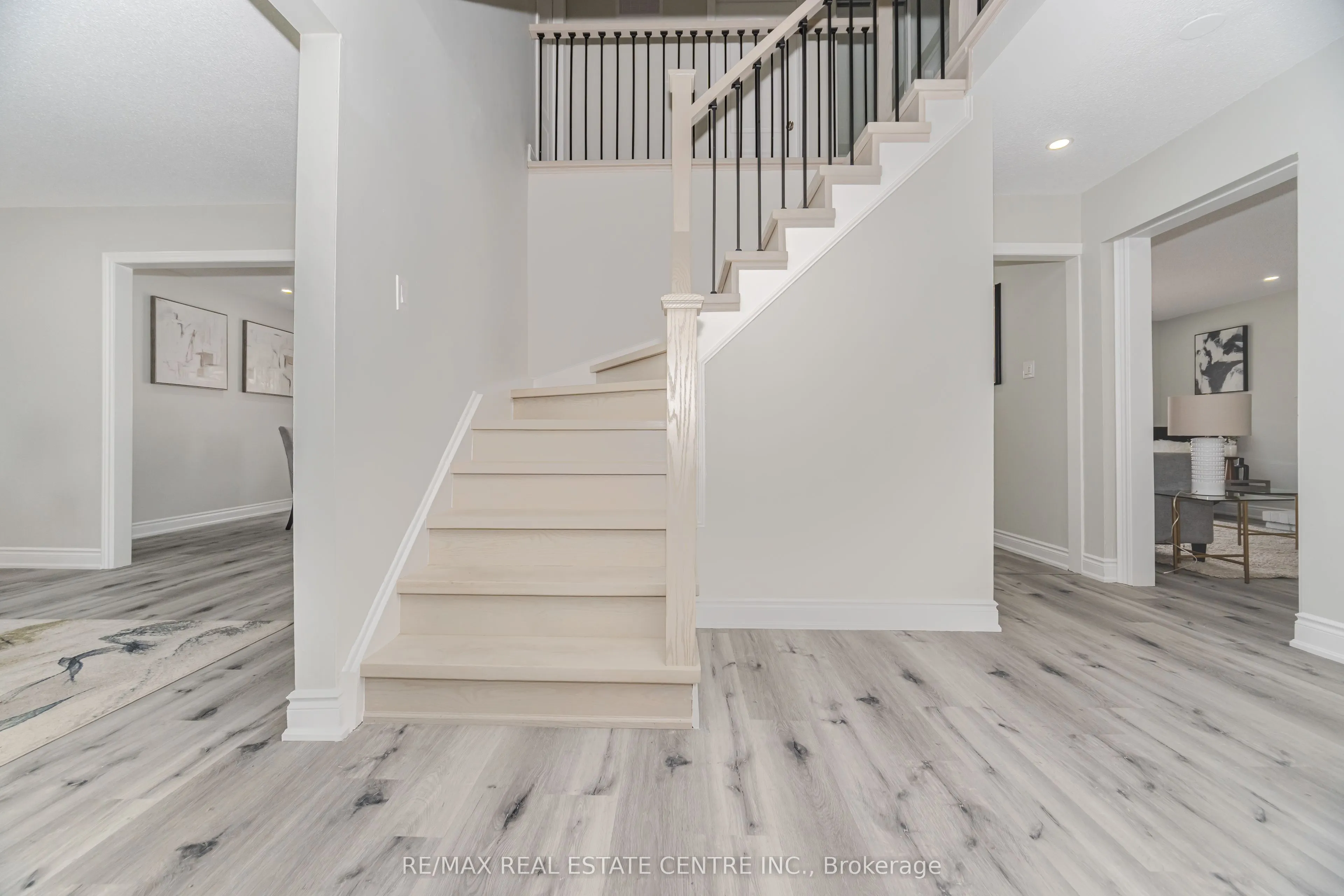 76 Moffatt Avenue