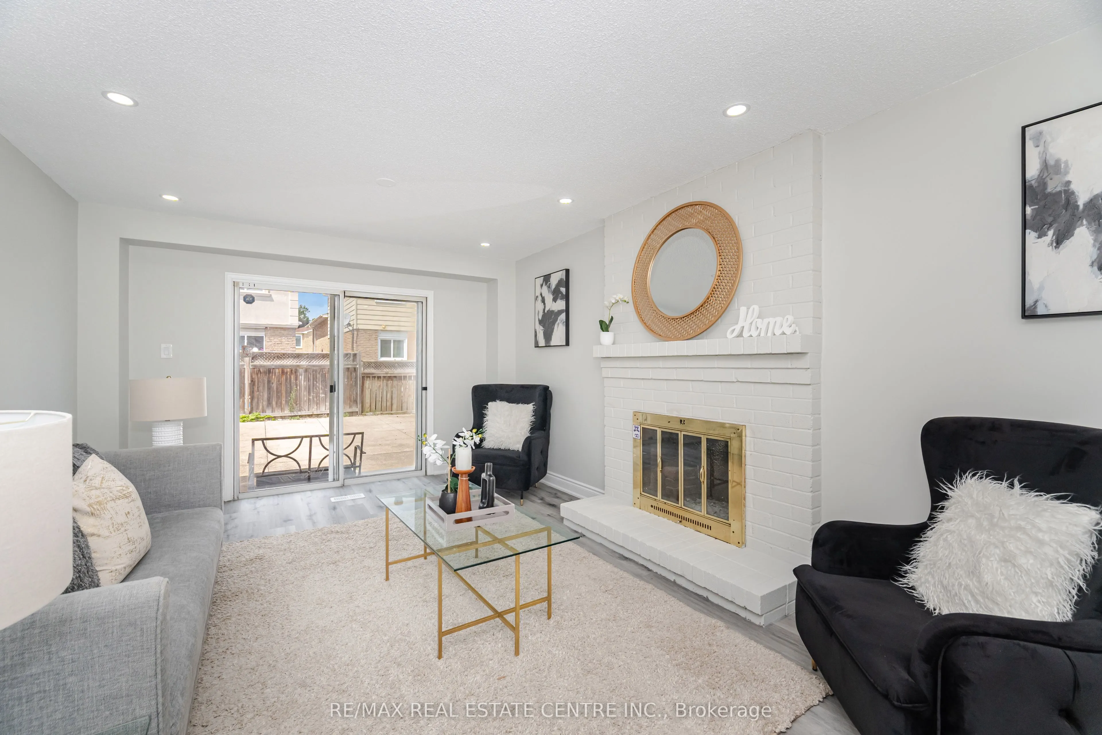 76 Moffatt Avenue