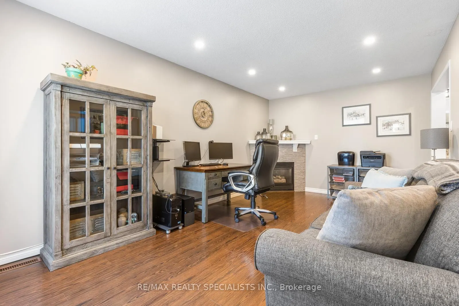 3799 Laurenclaire Drive