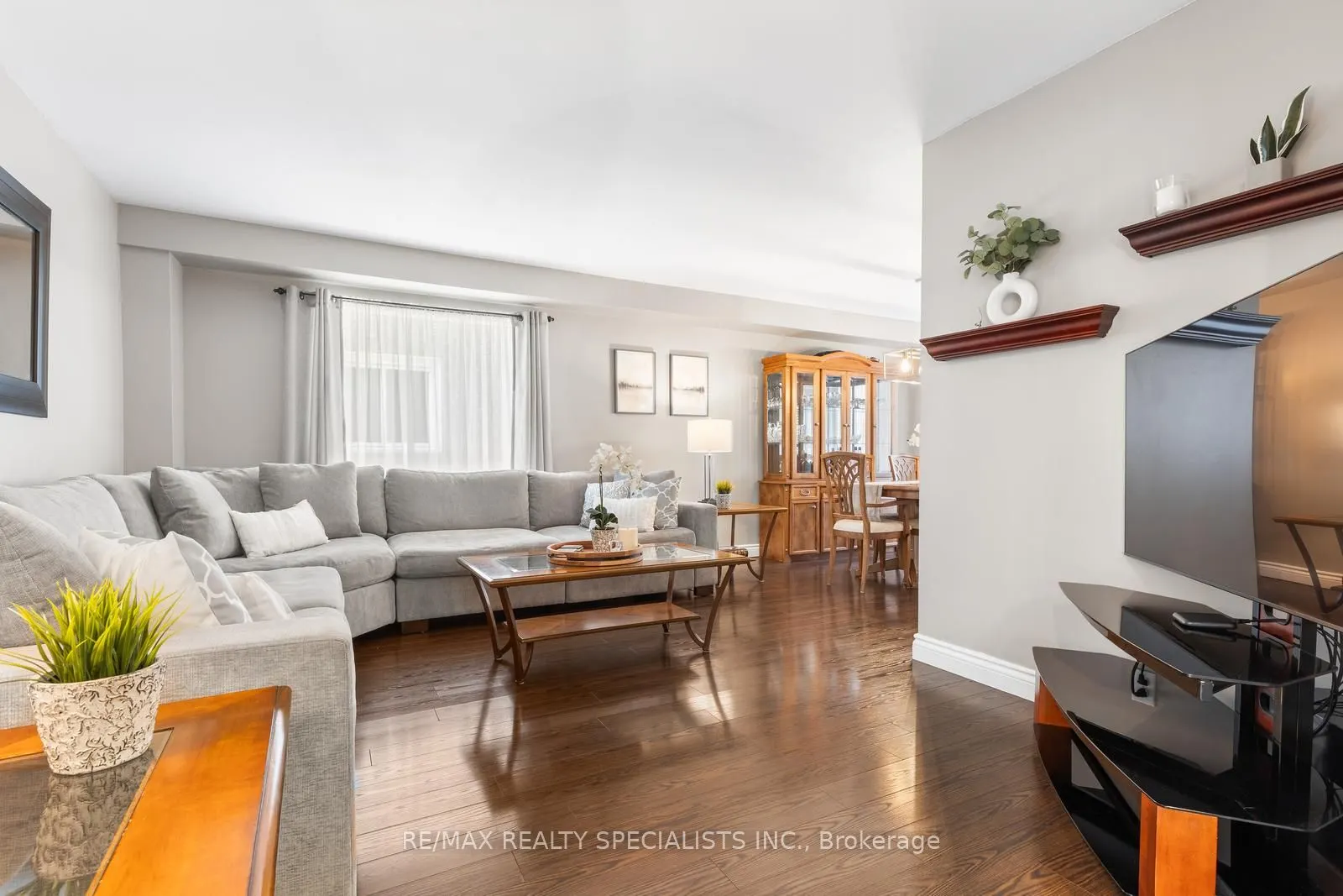3799 Laurenclaire Drive