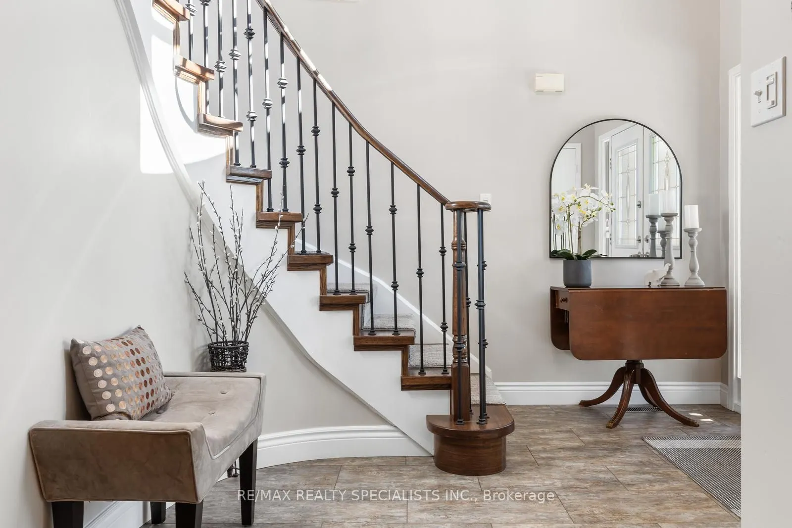 3799 Laurenclaire Drive
