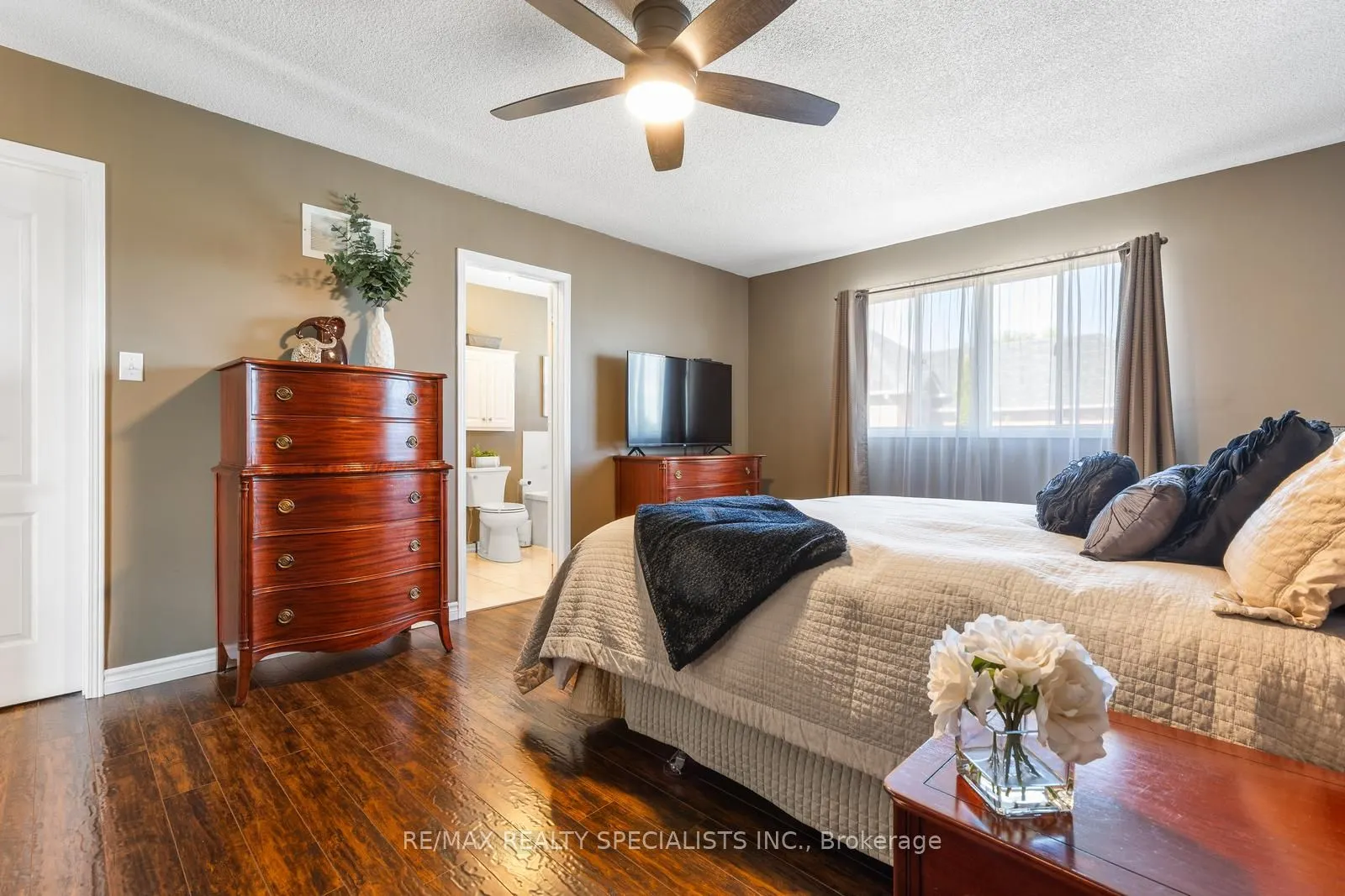 3799 Laurenclaire Drive