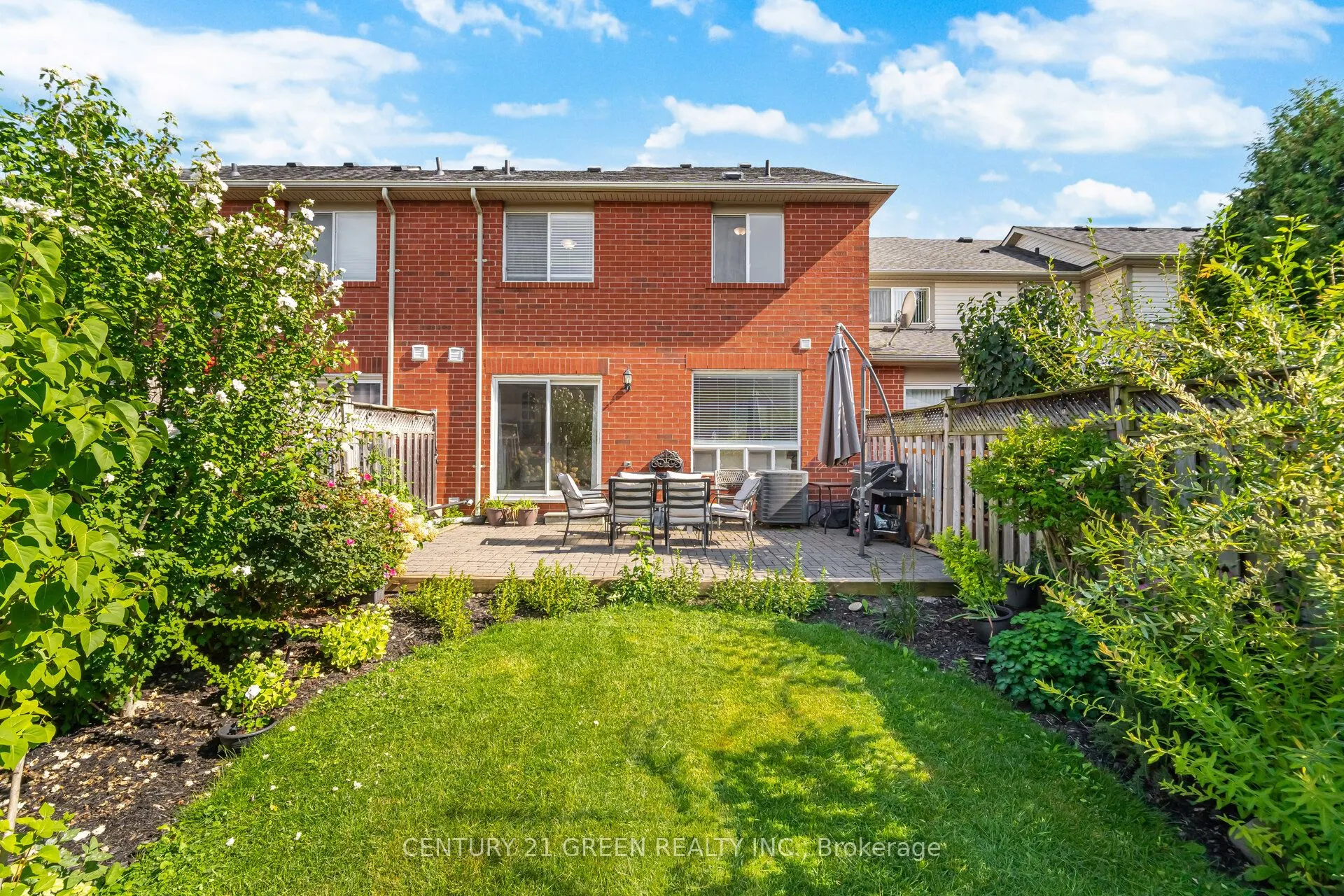 411 Baverstock Crescent