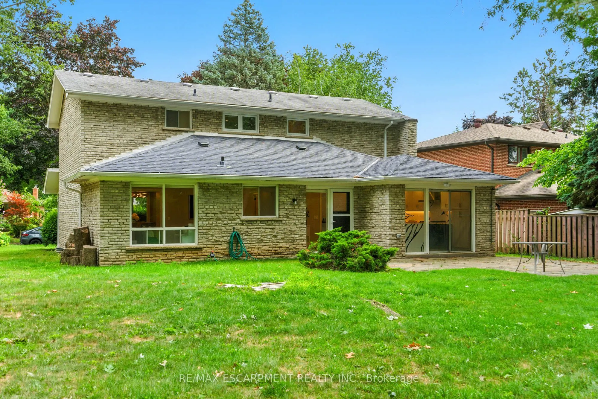 1245 Bramblewood Lane