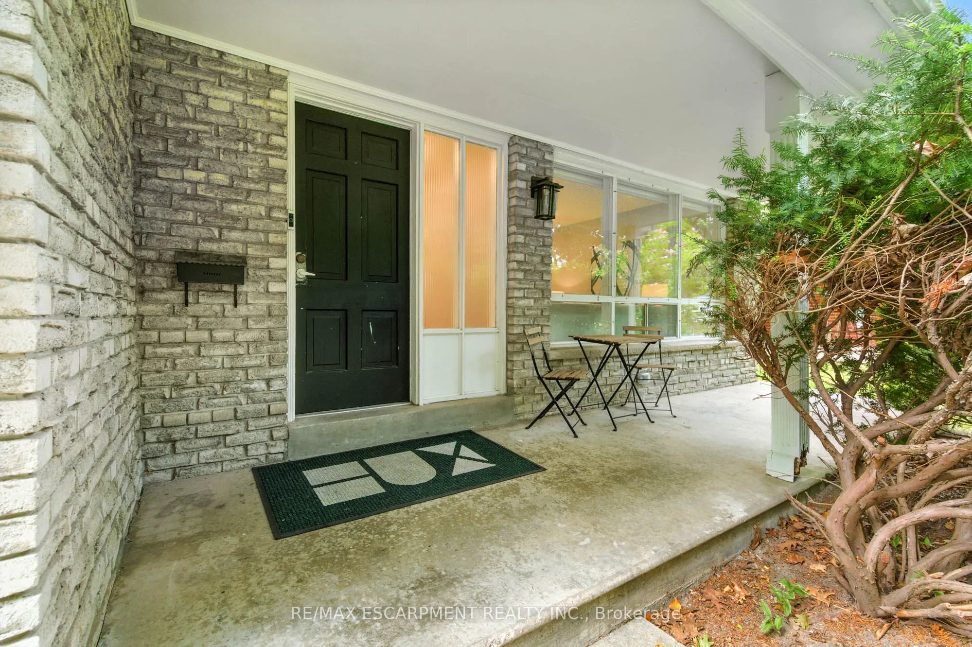 1245 Bramblewood Lane