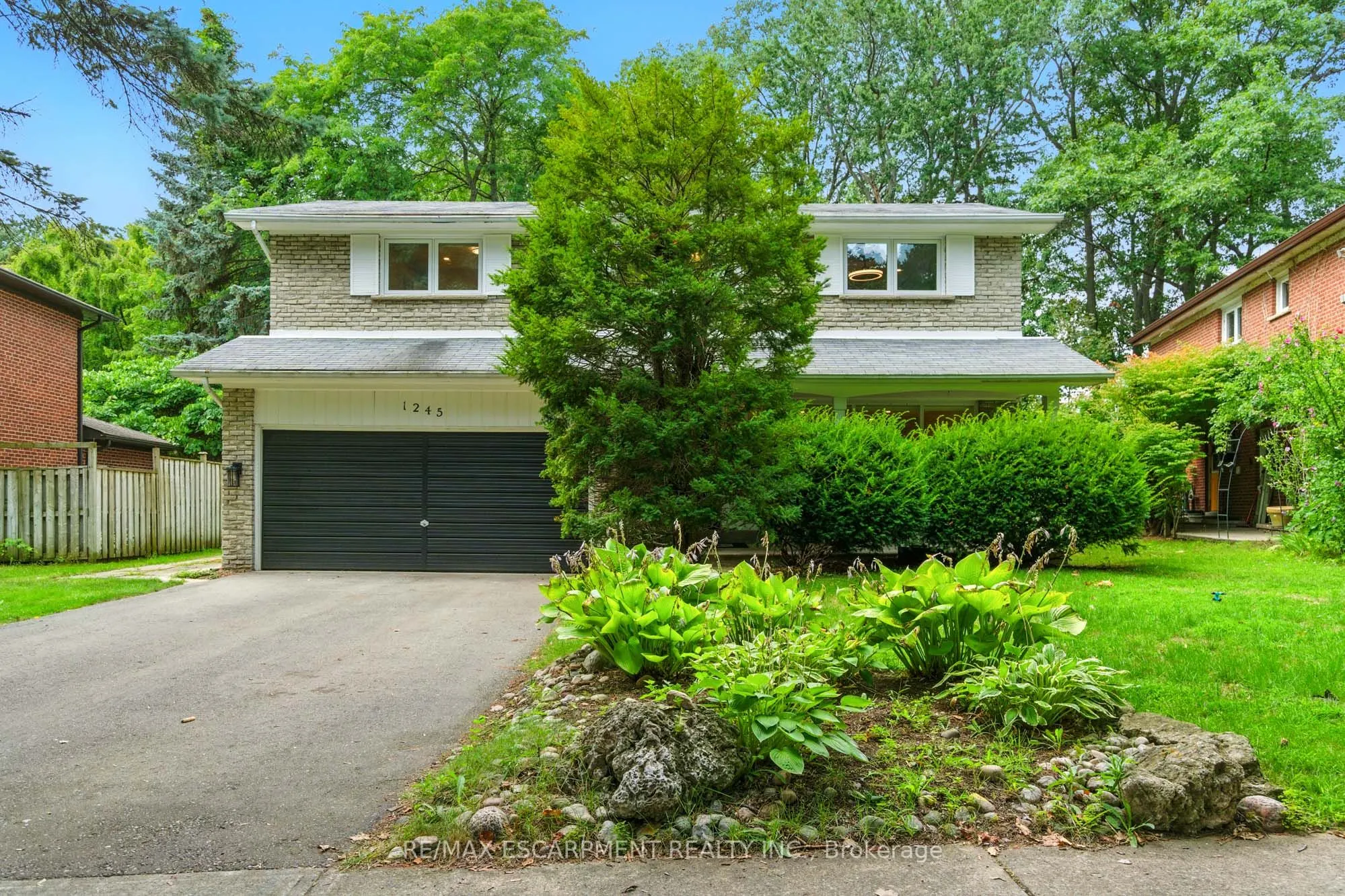 1245 Bramblewood Lane