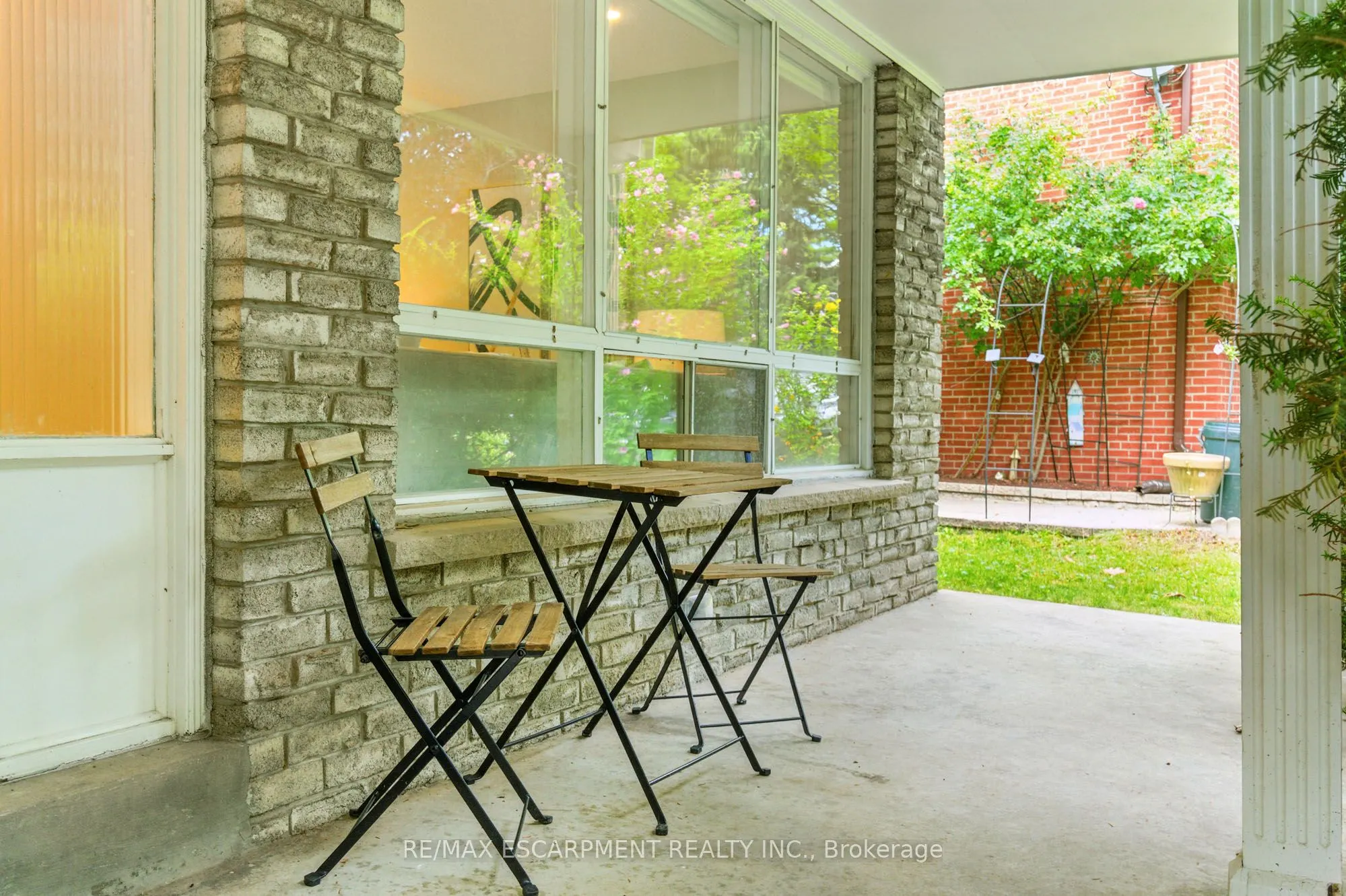 1245 Bramblewood Lane