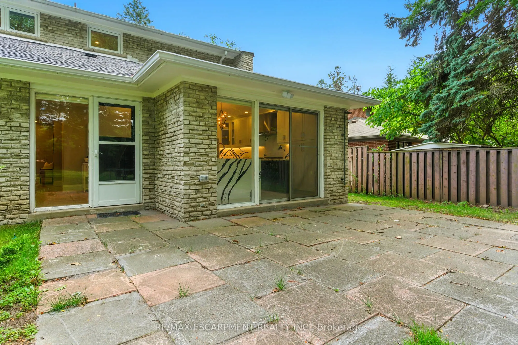 1245 Bramblewood Lane