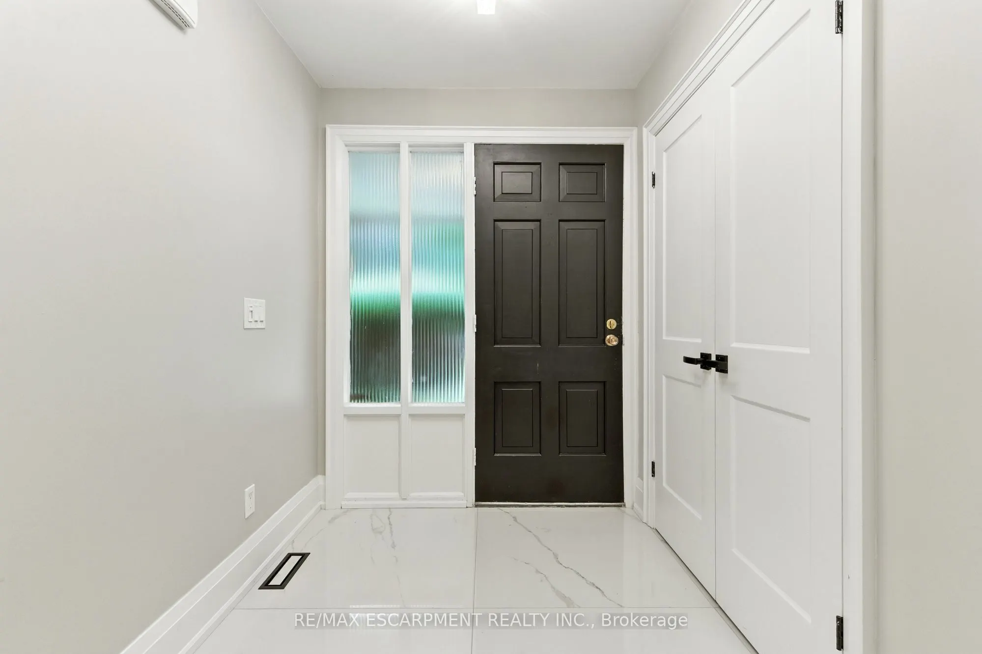 1245 Bramblewood Lane