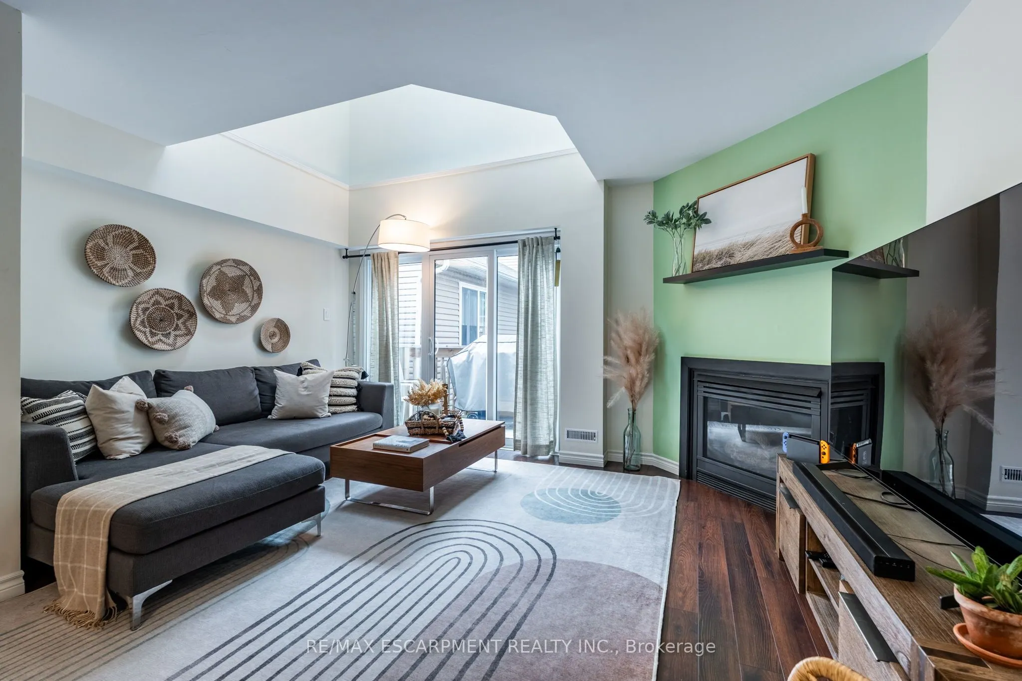 2075 Walkers Line, #235