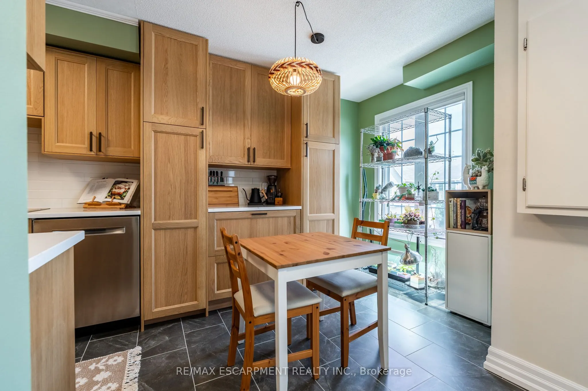 2075 Walkers Line, #235